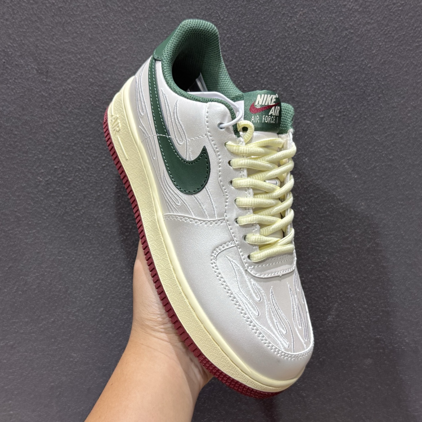 Nike Air Force 1'07 Low 空军一号低帮休闲板鞋 IR5896-030-High Quatity Cheap Brand wholesale wholesaler seller Clothes Bags handbags Sneakers Top Fashion Clothing Shoes from China Factory Chinese suppliers best Quality Beautiful Price Nike Air Force 1'07 Low 空军一号低帮休闲板鞋 IR5896-030
