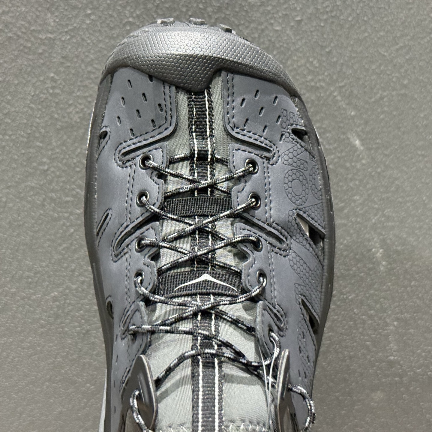 HOKA ONE ONE VIBRAM TOR TRAFA 舒适 防滑透气 户外机能山地溯溪鞋 1016311-731-High Quatity Cheap Brand wholesale wholesaler seller Clothes Bags handbags Sneakers Top Fashion Clothing Shoes from China Factory Chinese suppliers best Quality Beautiful Price HOKA ONE ONE VIBRAM TOR TRAFA 舒适 防滑透气 户外机能山地溯溪鞋 1016311-731