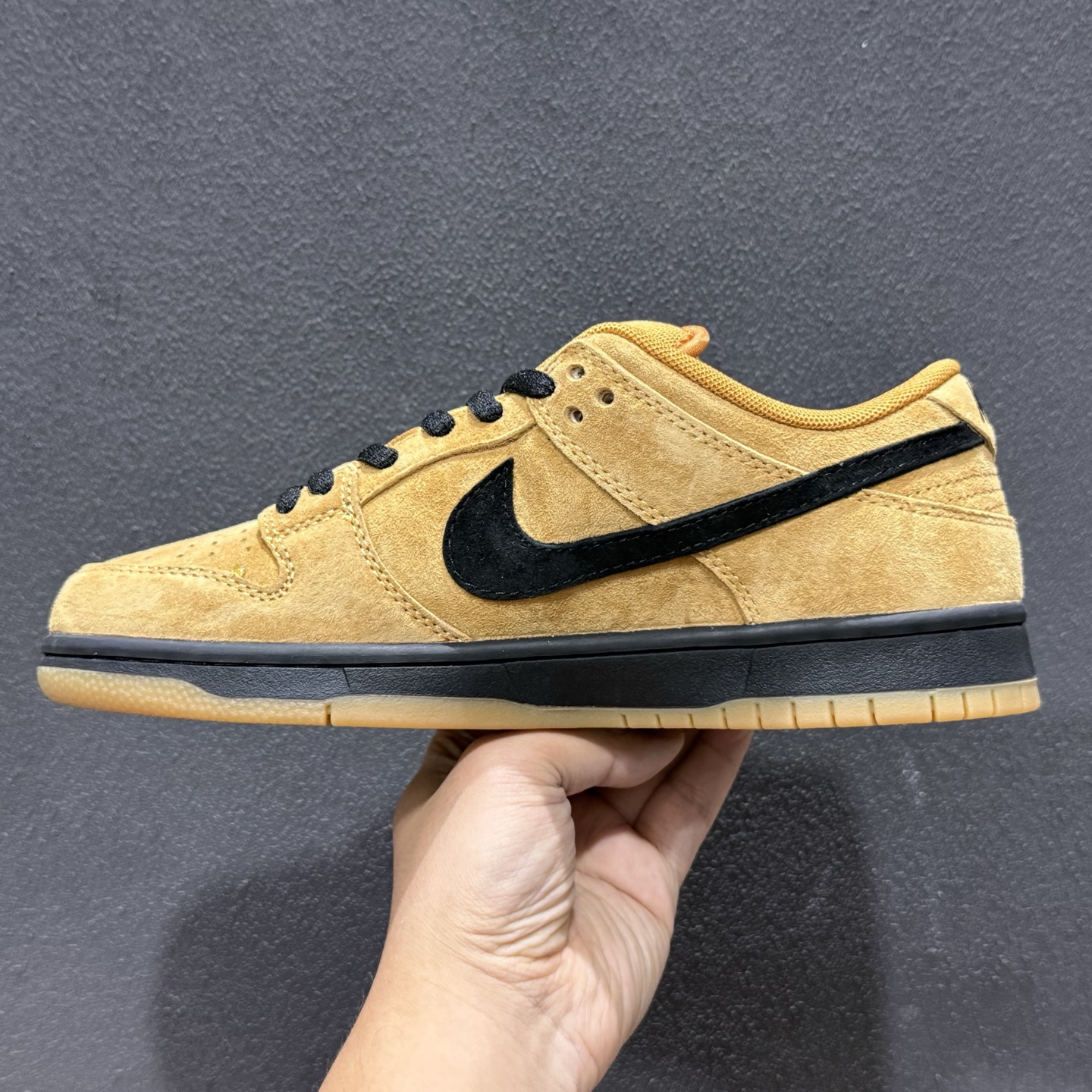 Nike SB Dunk Low BQ6817-204