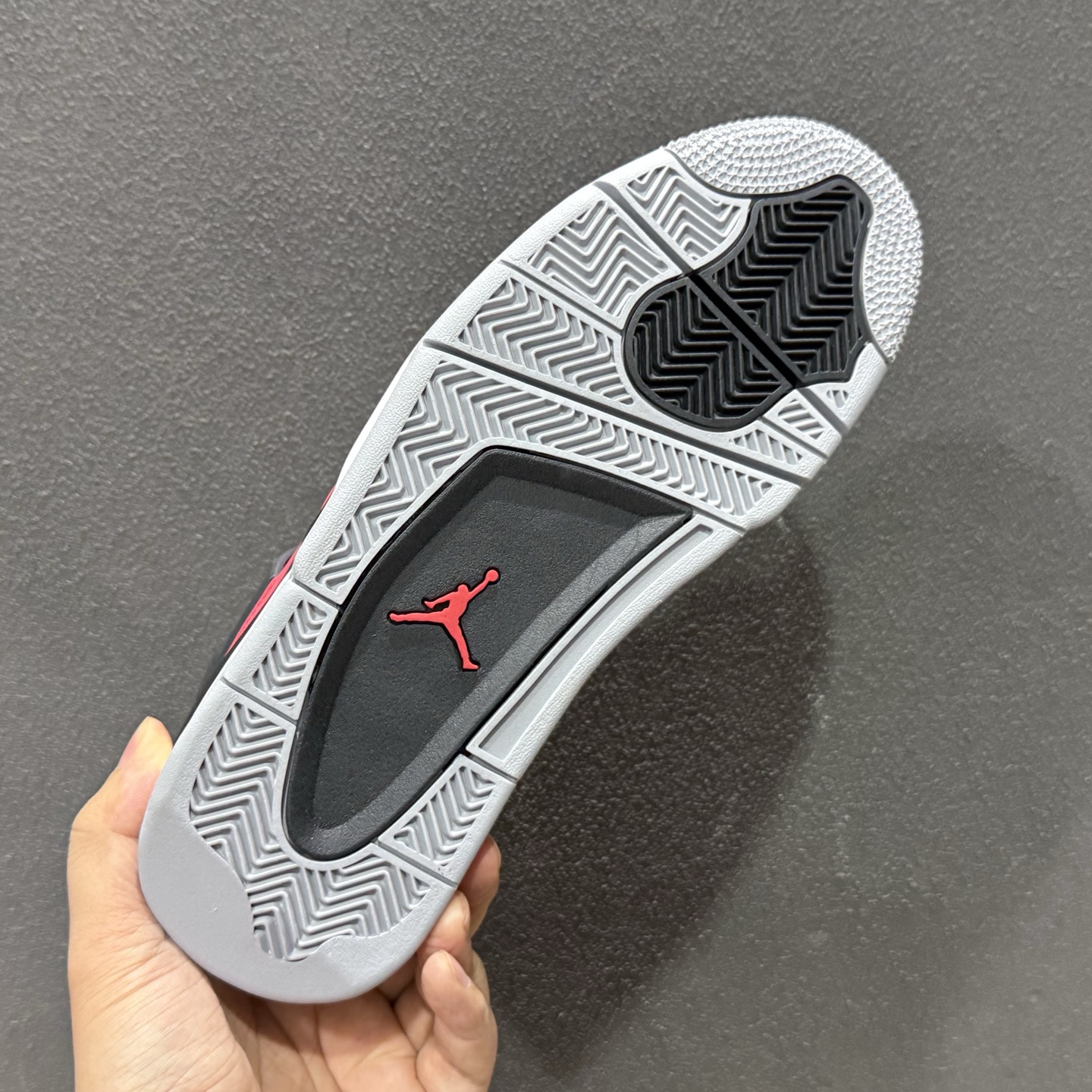 口碑神作 Jordan Air Jordan 4 Retro Toro Bravo 愤怒的公牛 红色 FQ8138-600-High Quatity Cheap Brand wholesale wholesaler seller Clothes Bags handbags Sneakers Top Fashion Clothing Shoes from China Factory Chinese suppliers best Quality Beautiful Price 口碑神作 Jordan Air Jordan 4 Retro Toro Bravo 愤怒的公牛 红色 FQ8138-600