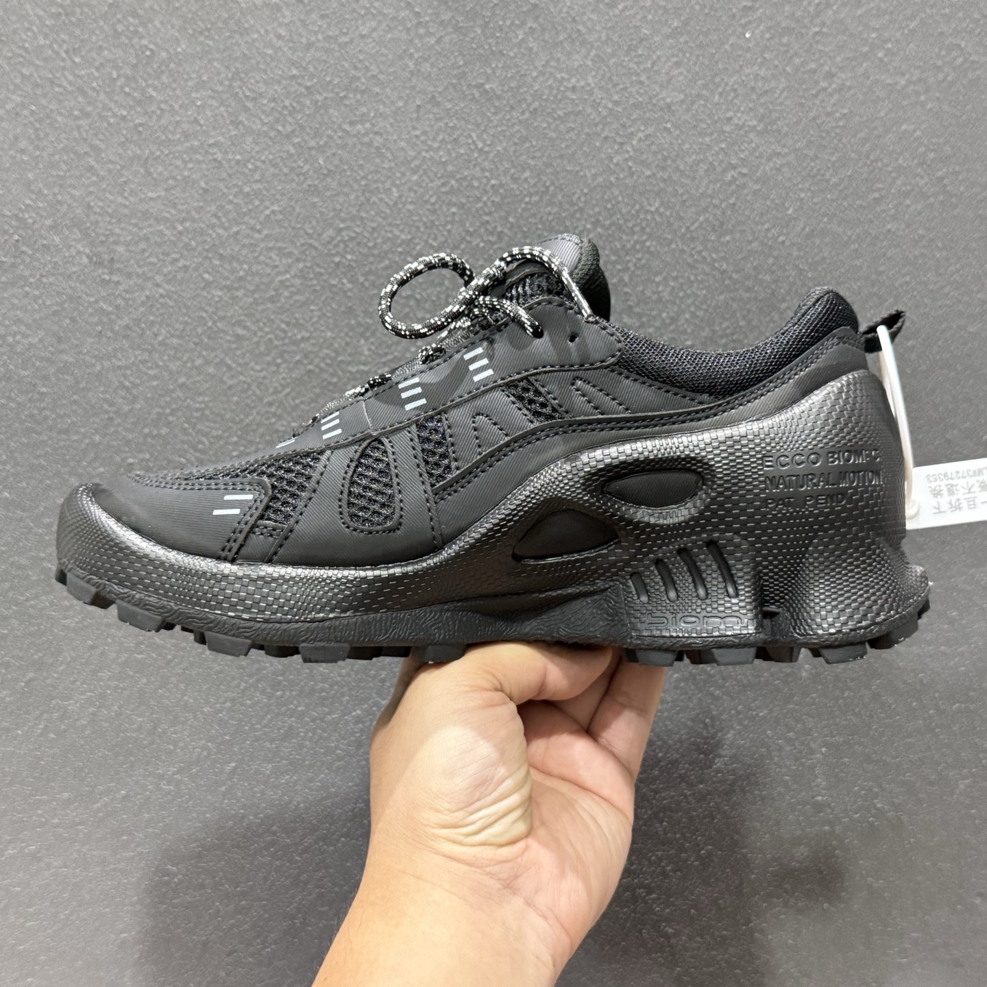 ECCO爱步登山鞋男款 舒适户外运动越野跑鞋健步BIOMC踪迹系列-High Quatity Cheap Brand wholesale wholesaler seller Clothes Bags handbags Sneakers Top Fashion Clothing Shoes from China Factory Chinese suppliers best Quality Beautiful Price ECCO爱步登山鞋男款 舒适户外运动越野跑鞋健步BIOMC踪迹系列