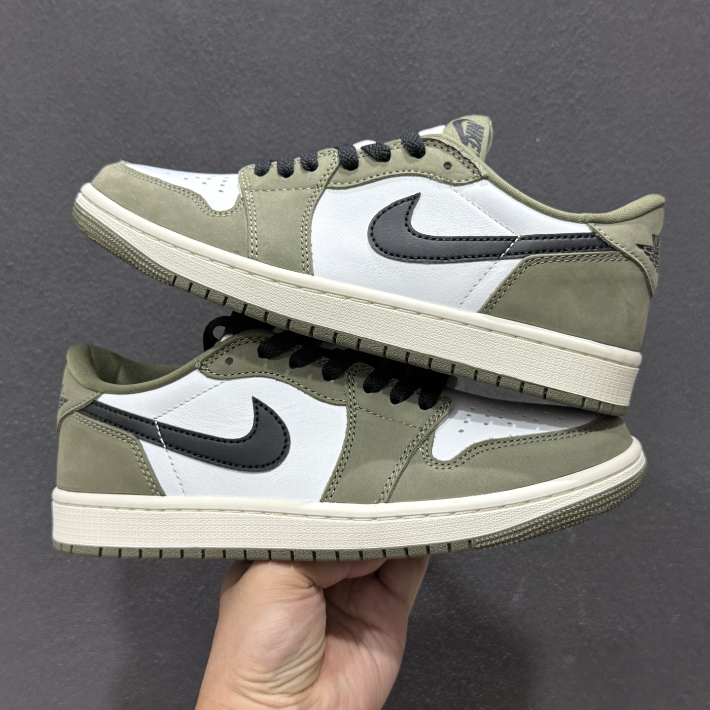 Travis Scott x Fragment x Air Jordan AJ1 Low SP 三方联名倒勾低帮 HQ6998-200
