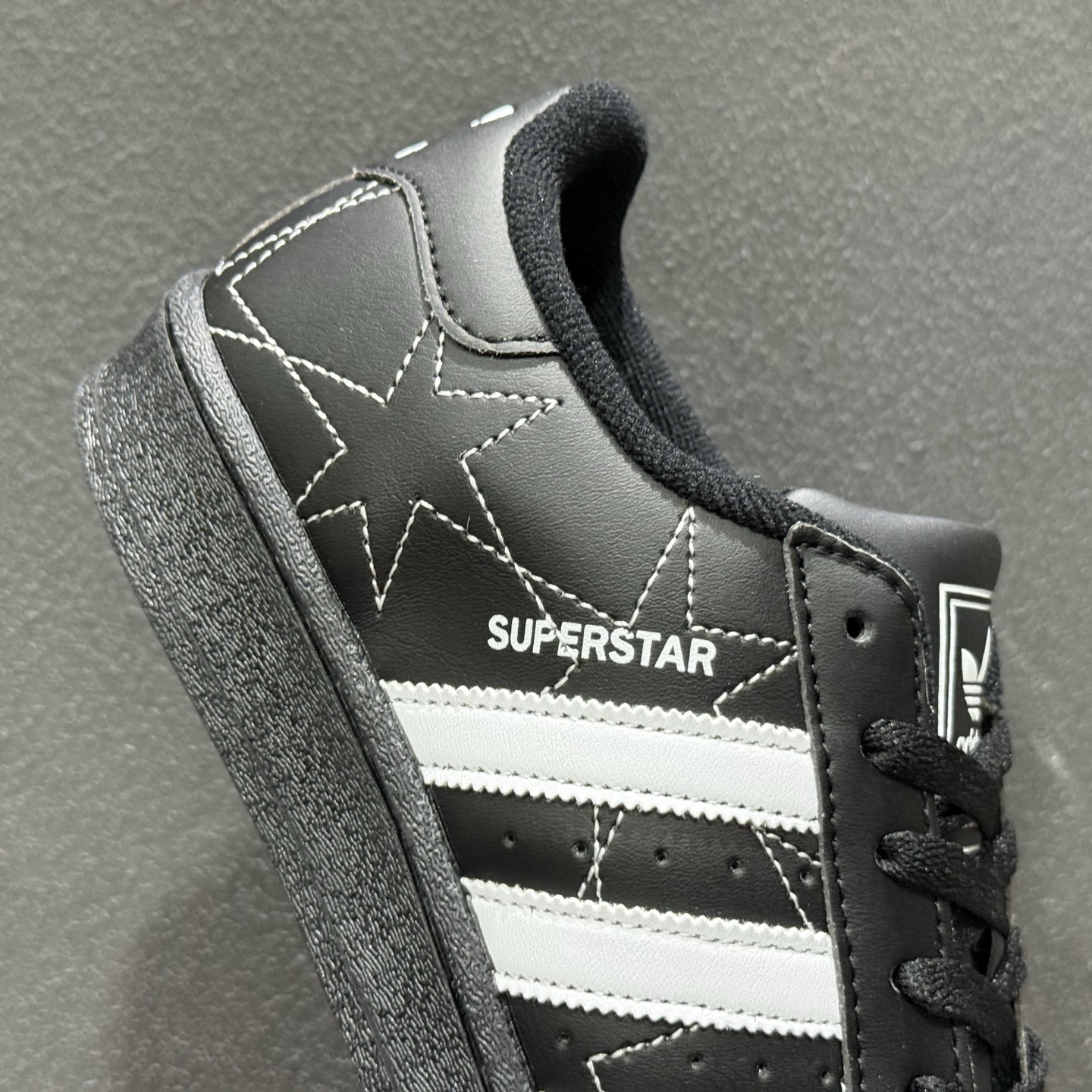 XR版Adidas Originals Superstar贝壳头系列 阿迪达斯 低帮经典百搭休闲运动板鞋 IH4124-132