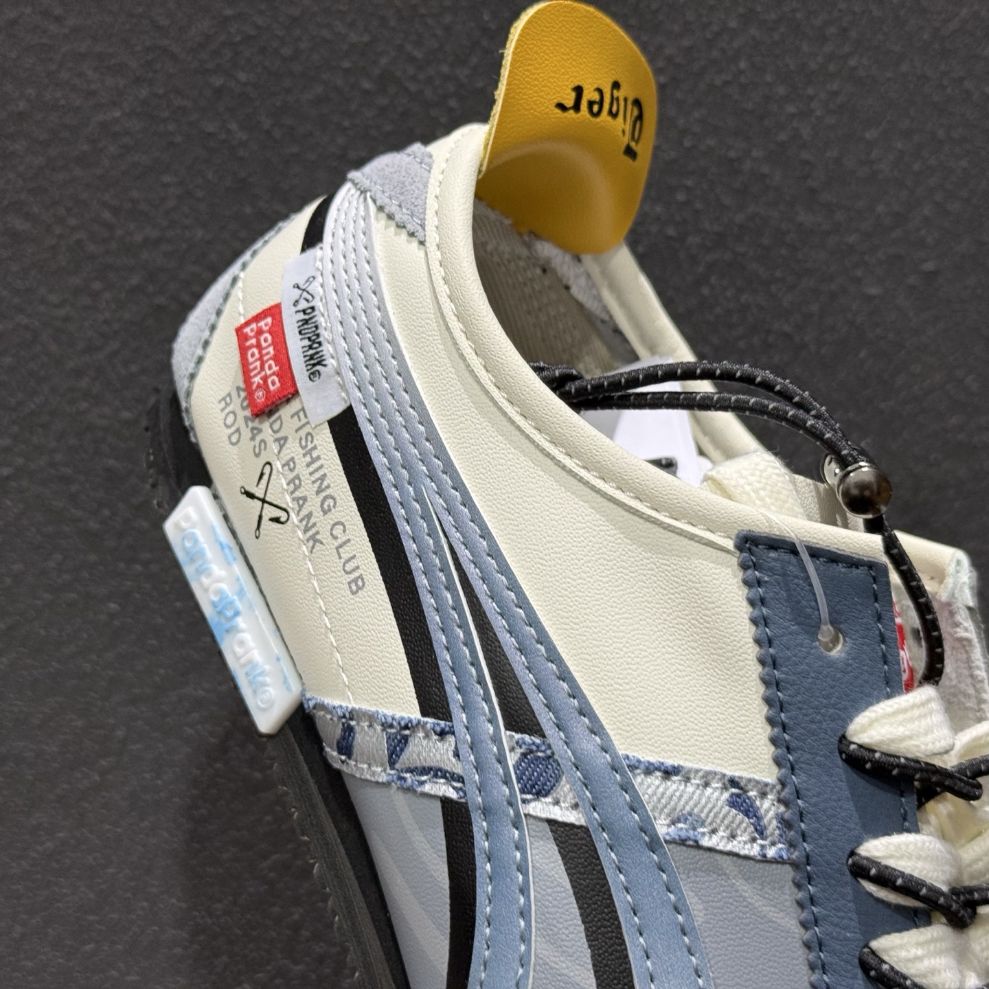 150 鬼塚虎/Onitsuka Tiger MEXICO 66 VIN经典墨西哥系列低帮复古经典百搭休闲皮革慢跑鞋 DL408-1684