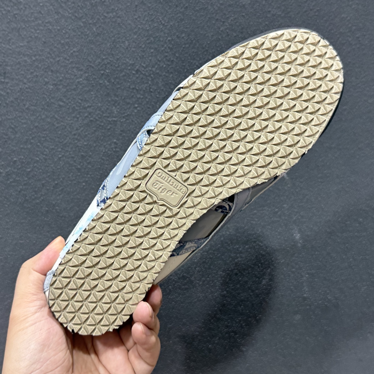 150 鬼塚虎/Onitsuka Tiger MEXICO 66 VIN经典墨西哥系列低帮复古经典百搭休闲皮革慢跑鞋 DL408-1684