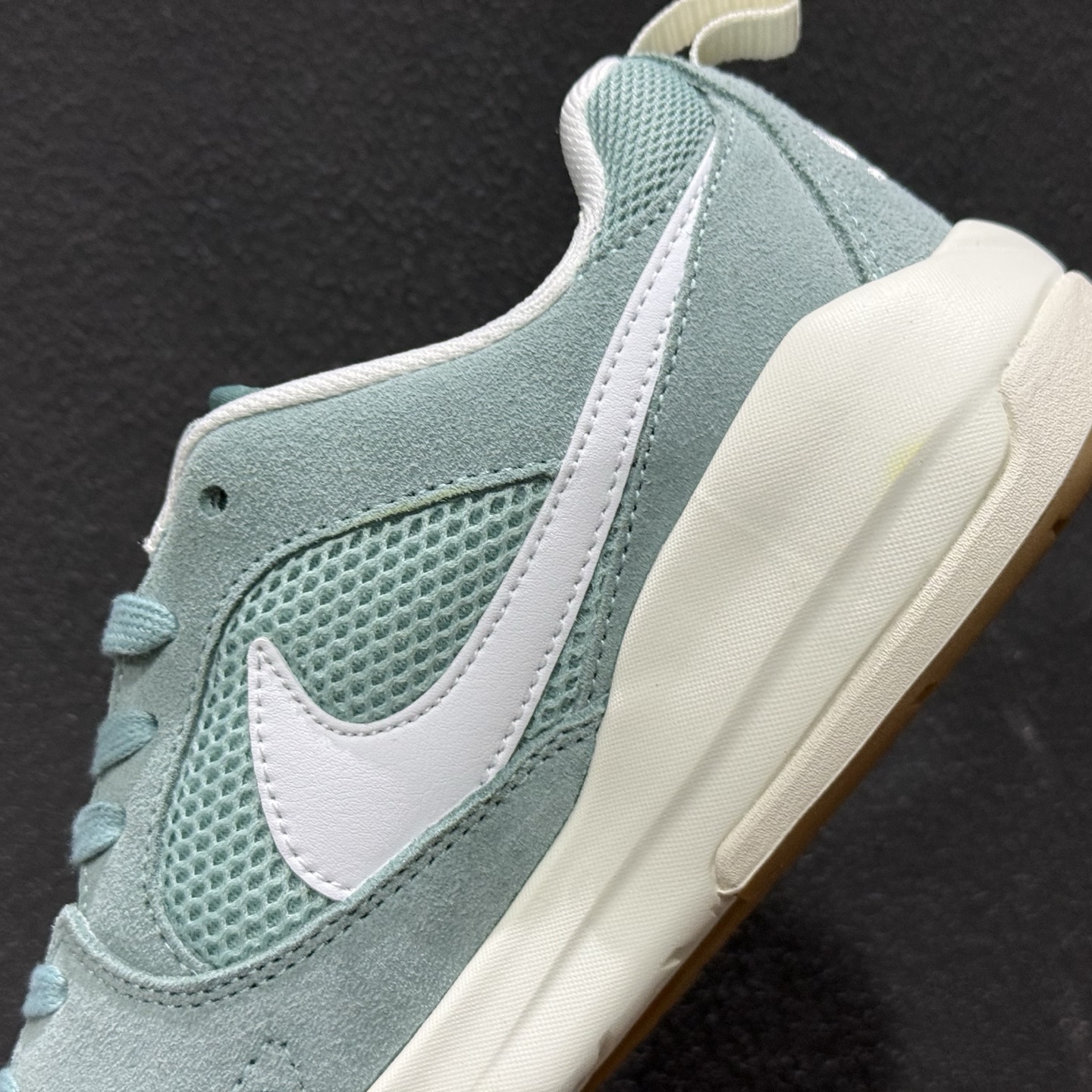 乔丹 Air Jordan Cmft Era AJ 乔丹复古运动板鞋 HJ6777-002