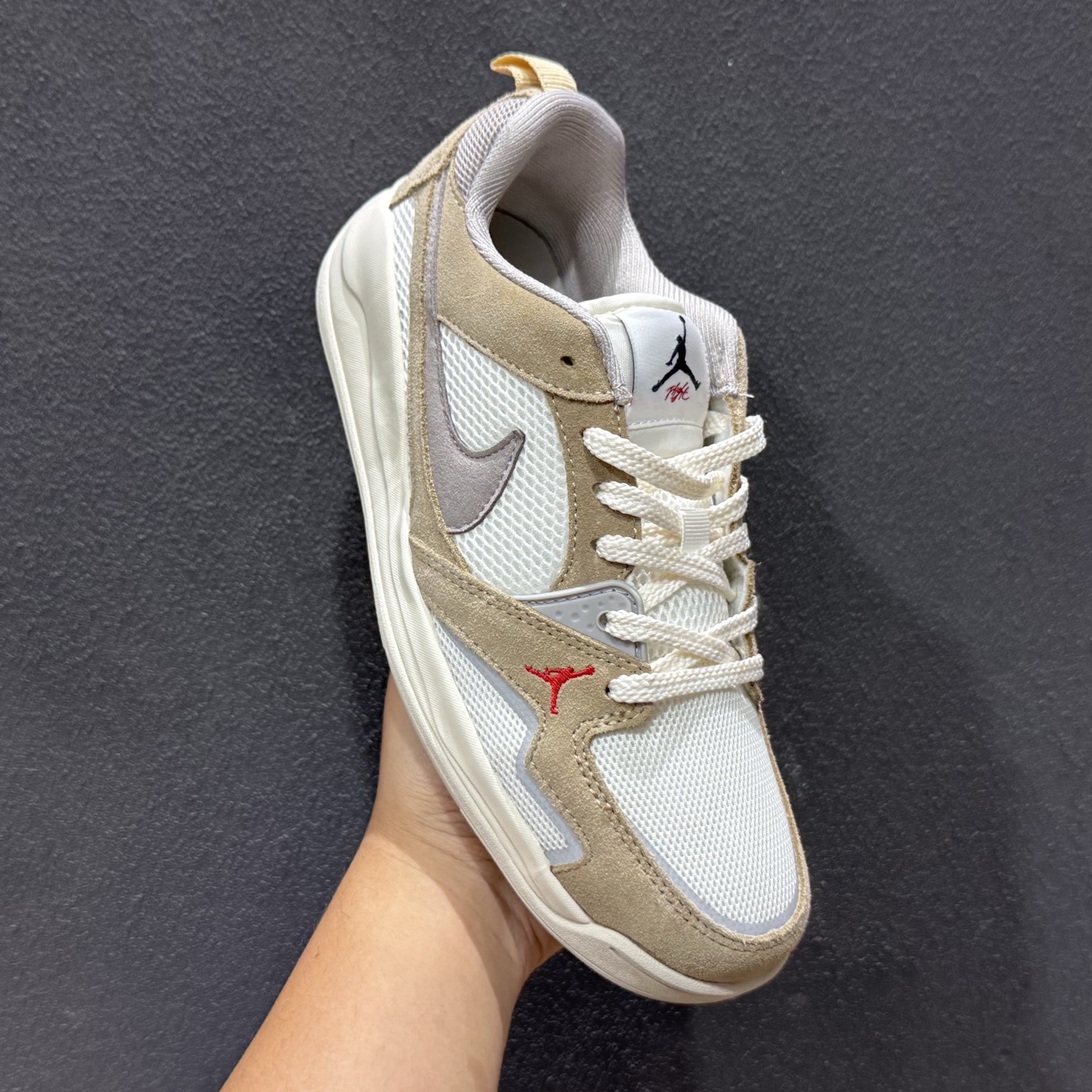 乔丹 Air Jordan Cmft Era AJ 乔丹复古运动板鞋 HJ6777-102-Top High Quatity Cheap Sneakers Fashion Clothing Clothes Bags handbags Shoes of all Brand wholesale With The best Quality And Beautiful Price from China Factory Chinese suppliers wholesaler seller 乔丹 Air Jordan Cmft Era AJ 乔丹复古运动板鞋 HJ6777-102