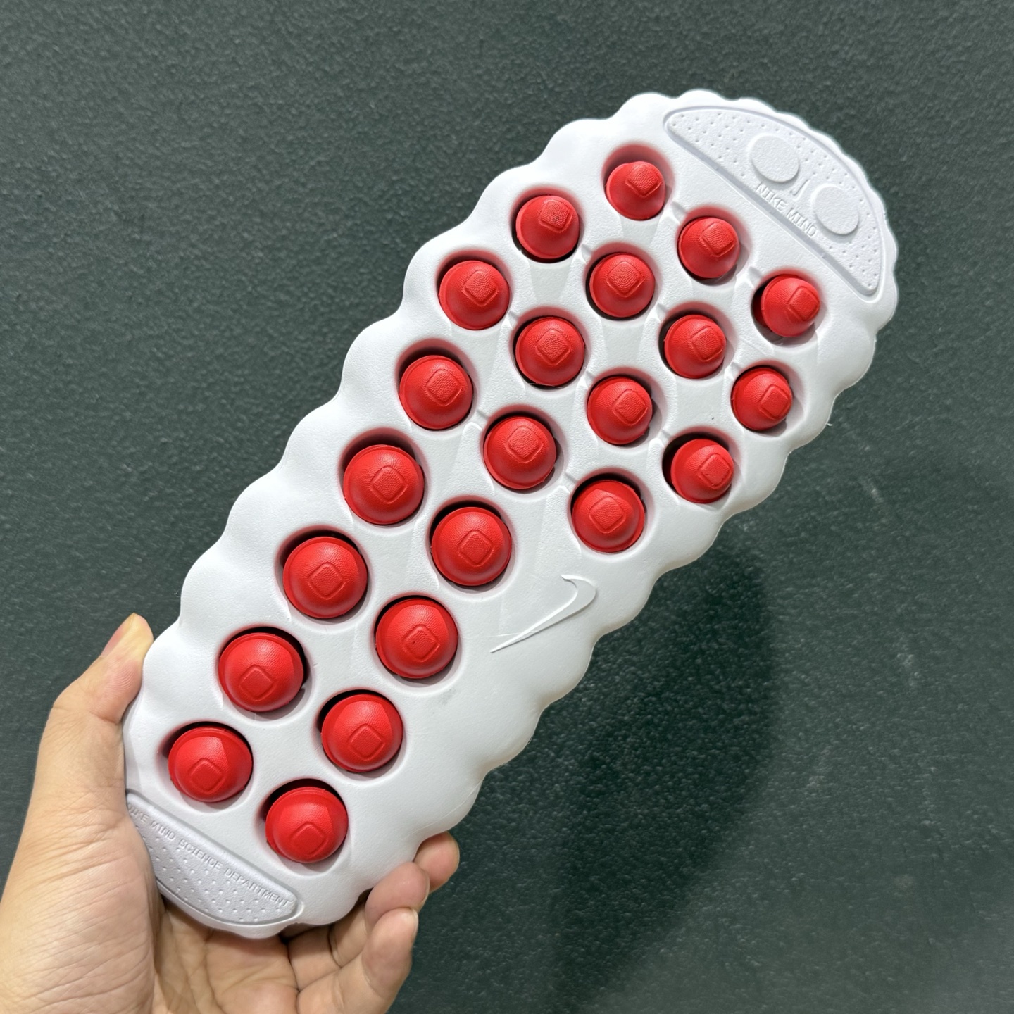 RL正确版出货Nike Mind 001 白色拖鞋 神经科学足底按摩包头拖鞋 HQ4307-101-Top High Quatity Cheap Sneakers Fashion Clothing Clothes Bags handbags Shoes of all Brand wholesale With The best Quality And Beautiful Price from China Factory Chinese suppliers wholesaler seller RL正确版出货Nike Mind 001 白色拖鞋 神经科学足底按摩包头拖鞋 HQ4307-101