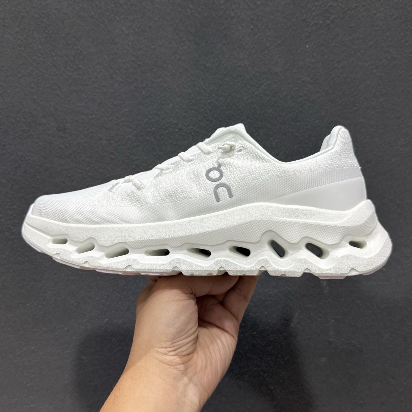160 ON 昂跑 Cloudtilt 系列 轻量运动休闲鞋 3ME1010-Chinese UA Cheap High Quatity Brand Clothes Bags handbags Sneakers wholesale wholesaler seller from China Factory suppliers Fashion Clothing Shoes best Quality Beautiful Price 160 ON 昂跑 Cloudtilt 系列 轻量运动休闲鞋 3ME1010