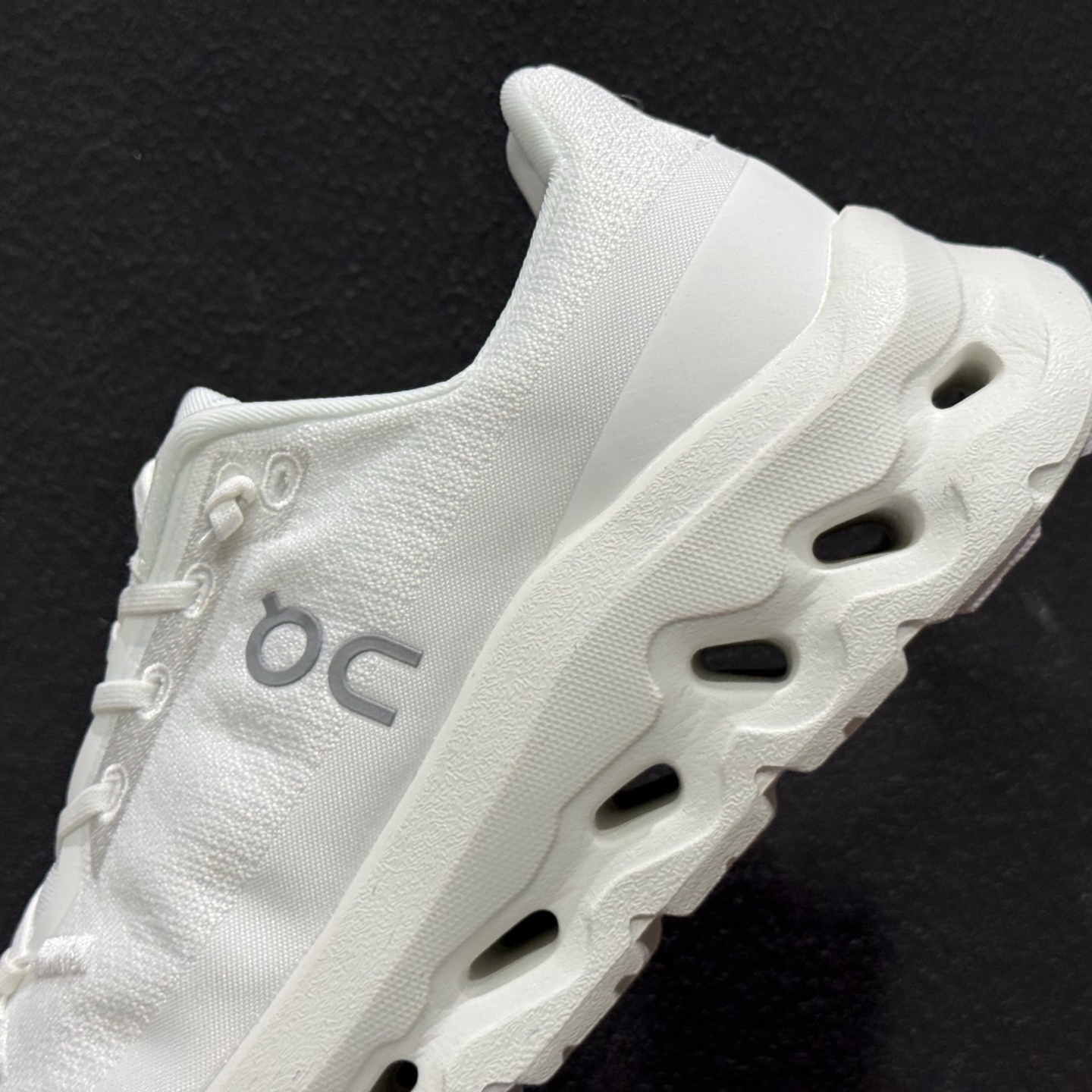 160 ON 昂跑 Cloudtilt 系列 轻量运动休闲鞋 3ME1010-Chinese UA Cheap High Quatity Brand Clothes Bags handbags Sneakers wholesale wholesaler seller from China Factory suppliers Fashion Clothing Shoes best Quality Beautiful Price 160 ON 昂跑 Cloudtilt 系列 轻量运动休闲鞋 3ME1010