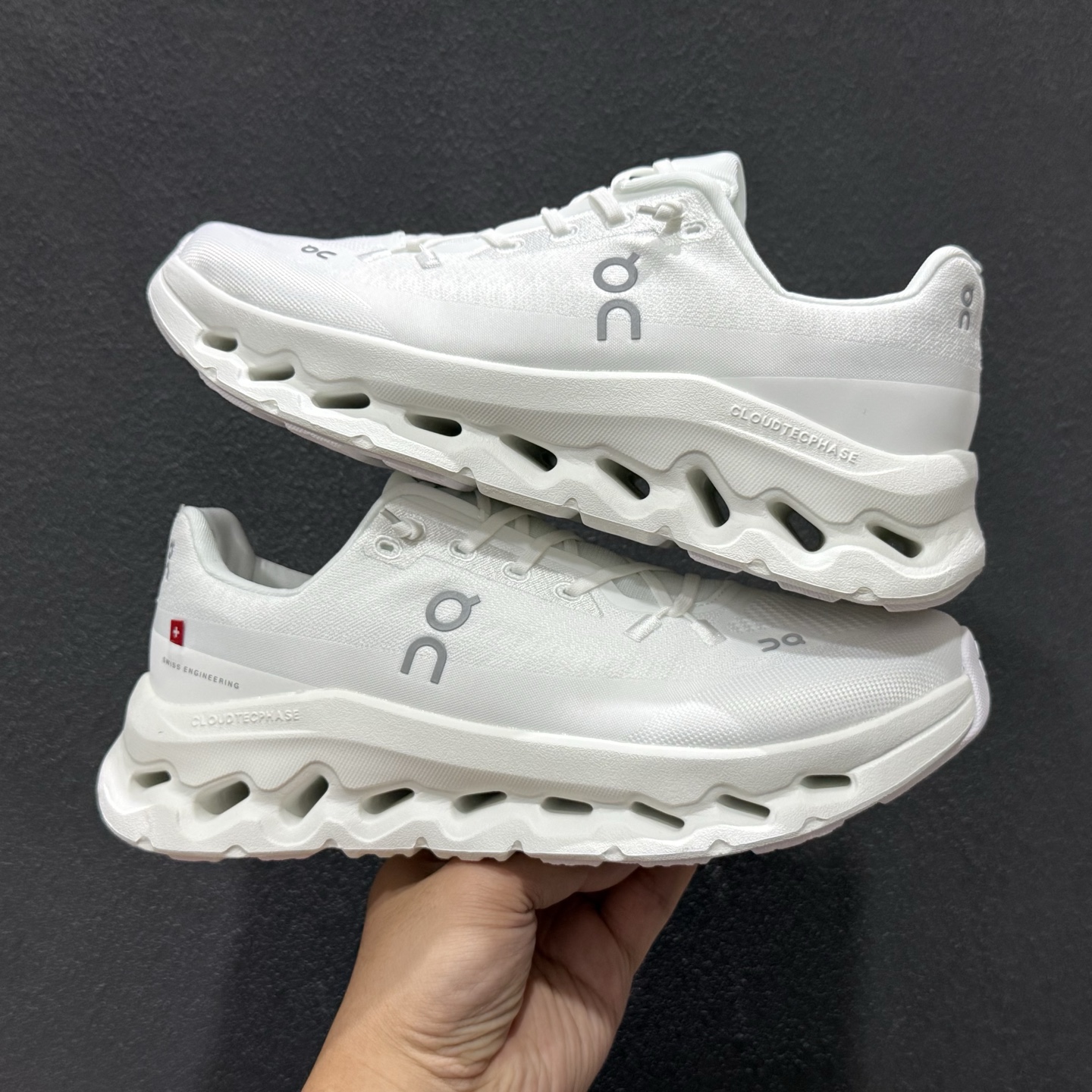 160 ON 昂跑 Cloudtilt 系列 轻量运动休闲鞋 3ME1010-Chinese UA Cheap High Quatity Brand Clothes Bags handbags Sneakers wholesale wholesaler seller from China Factory suppliers Fashion Clothing Shoes best Quality Beautiful Price 160 ON 昂跑 Cloudtilt 系列 轻量运动休闲鞋 3ME1010