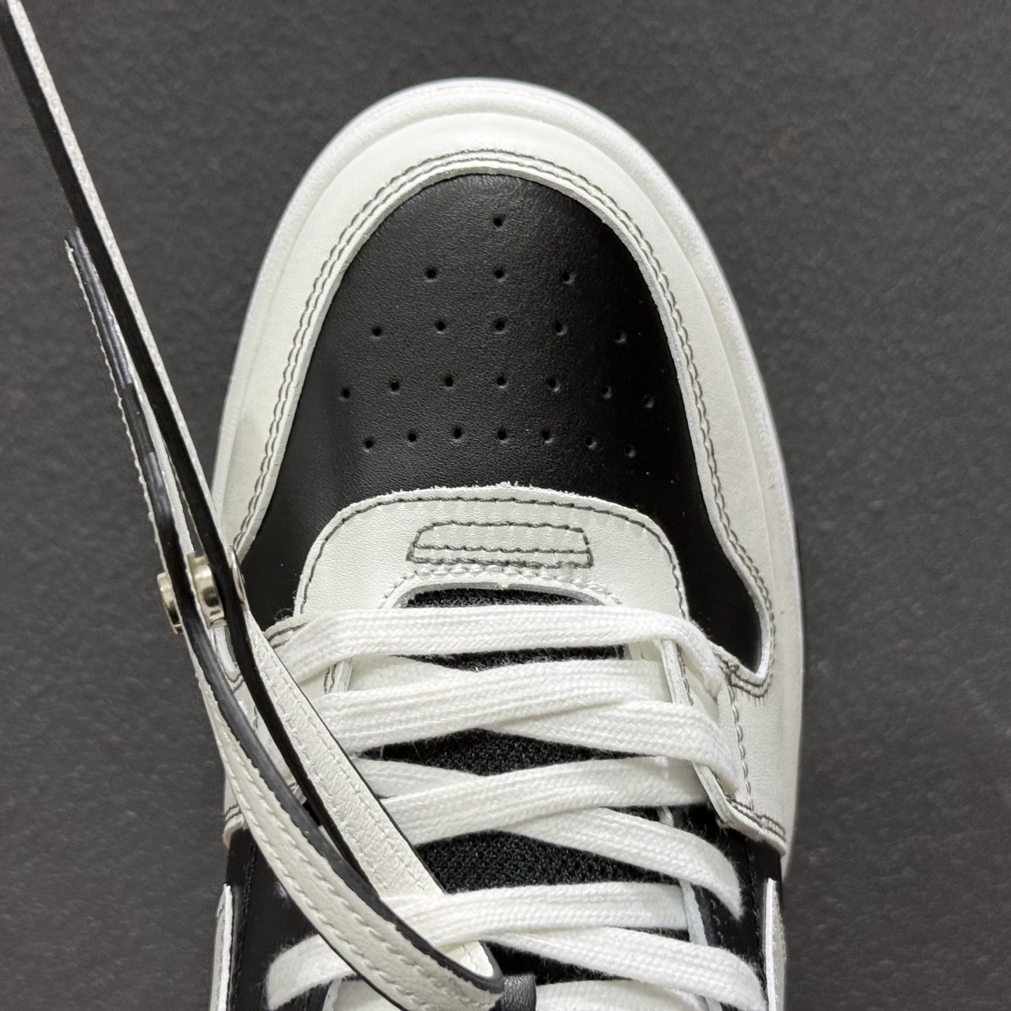 240 Off-White 防滑耐磨透气性轻便跑鞋-Chinese UA Cheap High Quatity Brand Clothes Bags handbags Sneakers wholesale wholesaler seller from China Factory suppliers Fashion Clothing Shoes best Quality Beautiful Price 240 Off-White 防滑耐磨透气性轻便跑鞋