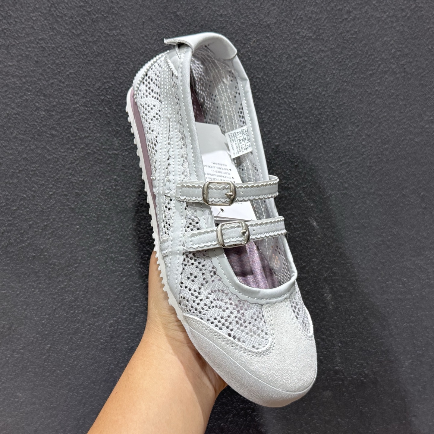 160 Patoux Onitsuka Tiger鬼塚虎MEXICO 66 BALLERINA 舒适轻盈平跟玛丽珍鞋 1183A705-020-Chinese UA Cheap High Quatity Brand Clothes Bags handbags Sneakers wholesale wholesaler seller from China Factory suppliers Fashion Clothing Shoes best Quality Beautiful Price 160 Patoux Onitsuka Tiger鬼塚虎MEXICO 66 BALLERINA 舒适轻盈平跟玛丽珍鞋 1183A705-020