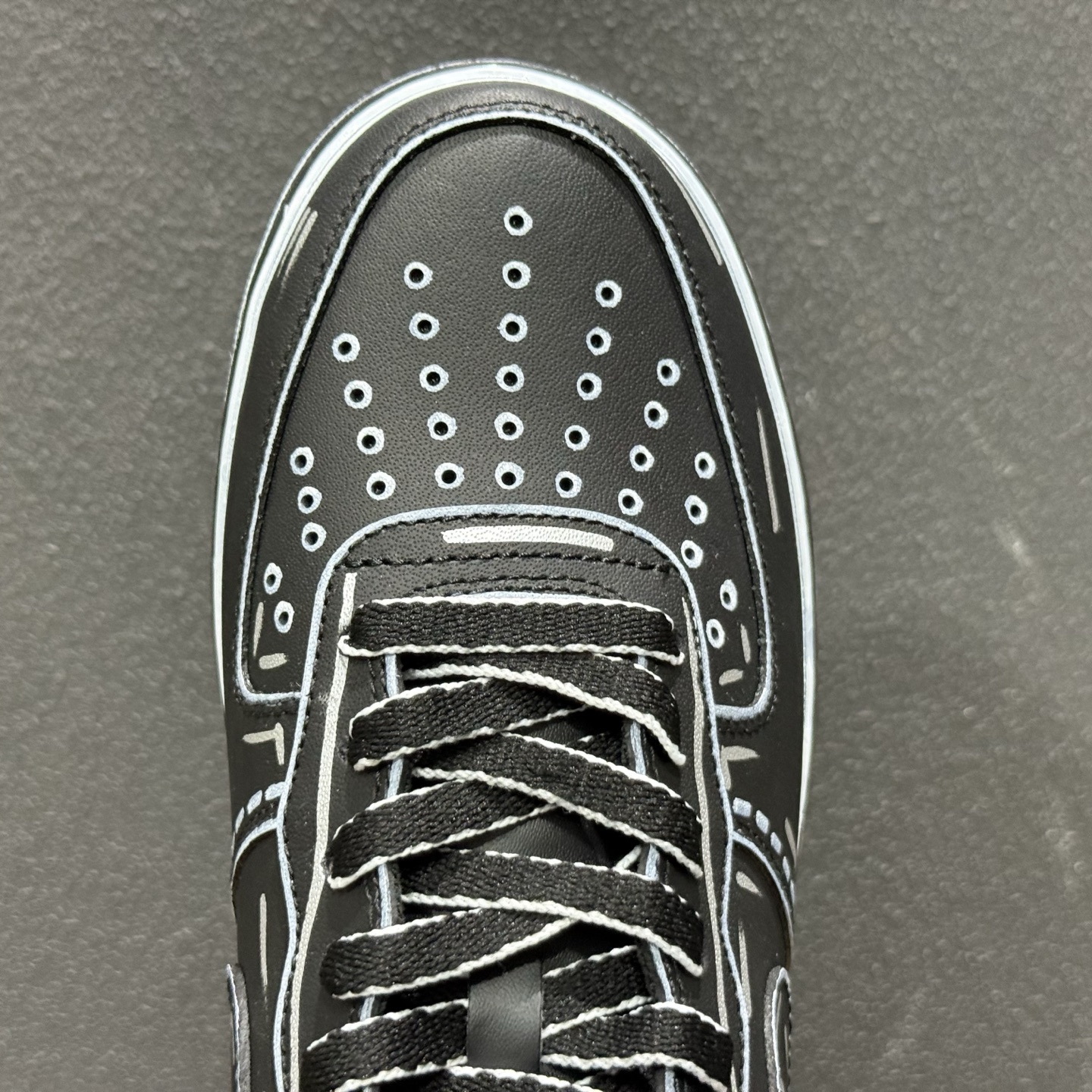 Nike Air Force 1'07 Low 空军一号低帮休闲板鞋 CW2288-001-Top High Quatity Cheap Sneakers Fashion Clothing Clothes Bags handbags Shoes of all Brand wholesale With The best Quality And Beautiful Price from China Factory Chinese suppliers wholesaler seller Nike Air Force 1'07 Low 空军一号低帮休闲板鞋 CW2288-001