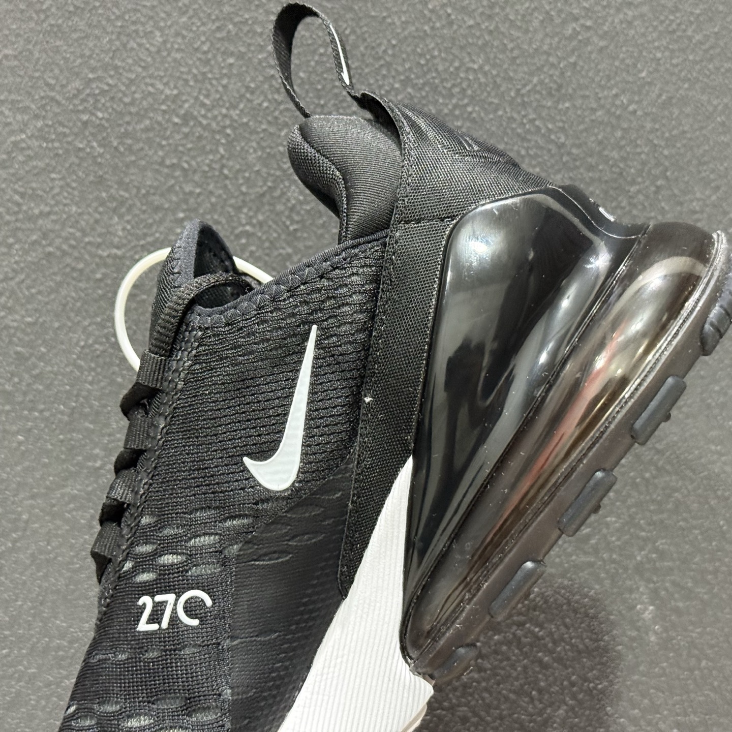 Nike Air Max 270 低帮气垫跑鞋 max270 黑白绿 AH8050-002-Top High Quatity Cheap Sneakers Fashion Clothing Clothes Bags handbags Shoes of all Brand wholesale With The best Quality And Beautiful Price from China Factory Chinese suppliers wholesaler seller Nike Air Max 270 低帮气垫跑鞋 max270 黑白绿 AH8050-002