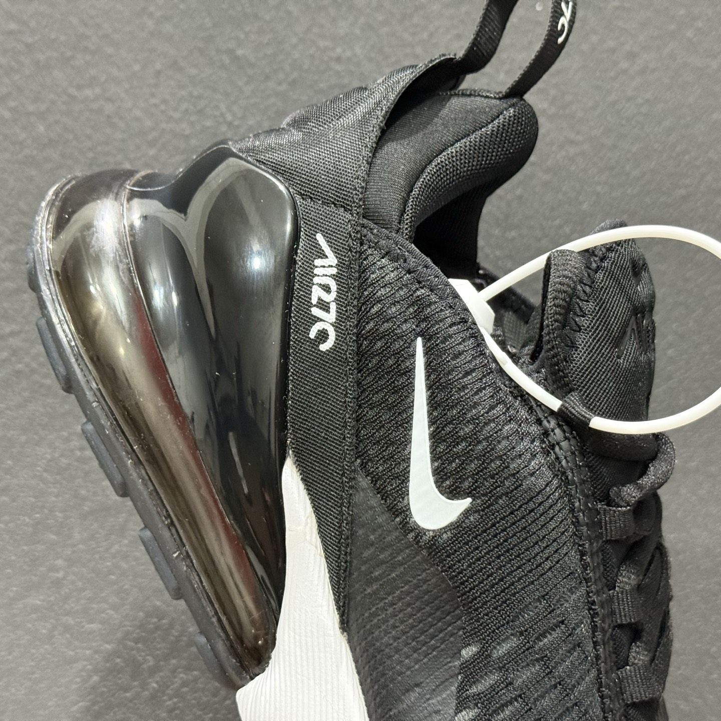 Nike Air Max 270 低帮气垫跑鞋 max270 黑白绿 AH8050-002-Top High Quatity Cheap Sneakers Fashion Clothing Clothes Bags handbags Shoes of all Brand wholesale With The best Quality And Beautiful Price from China Factory Chinese suppliers wholesaler seller Nike Air Max 270 低帮气垫跑鞋 max270 黑白绿 AH8050-002