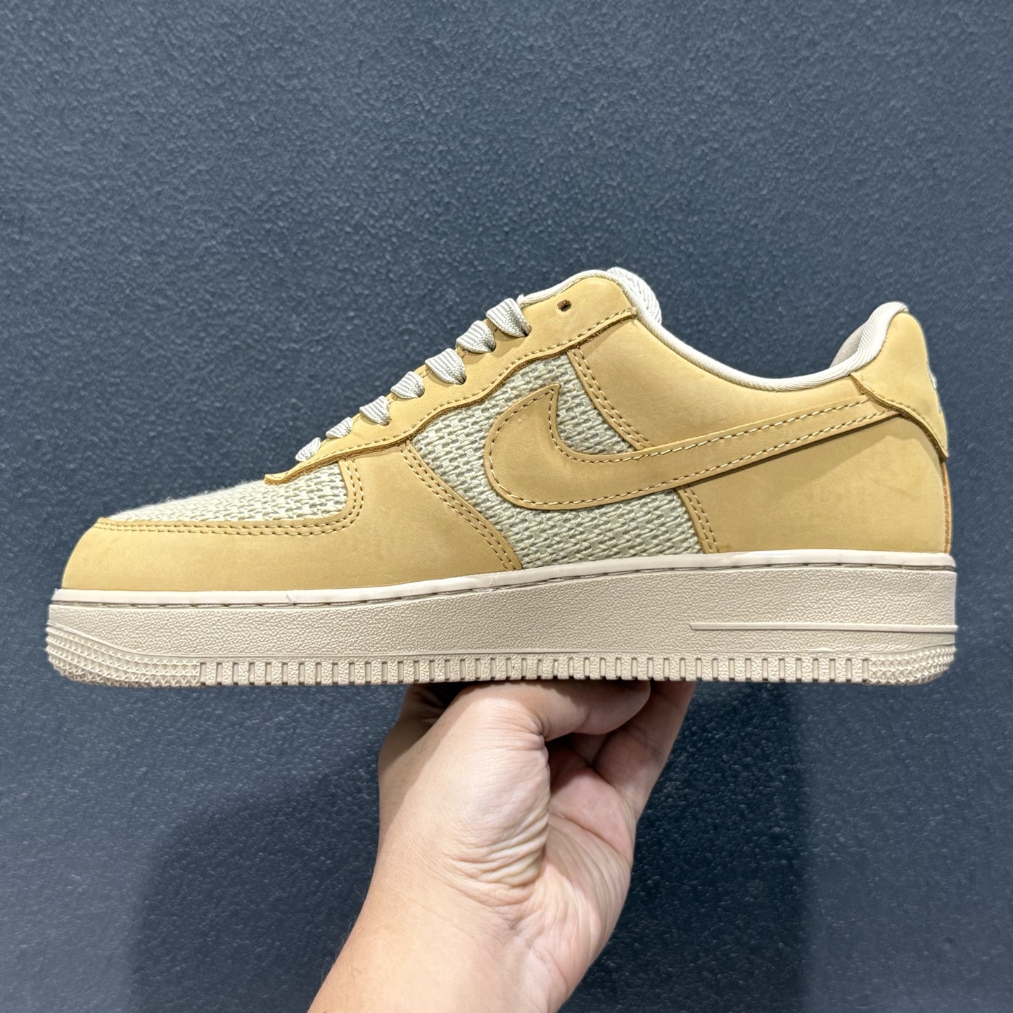 NIKE AIR FORCEI LOW II9807-700