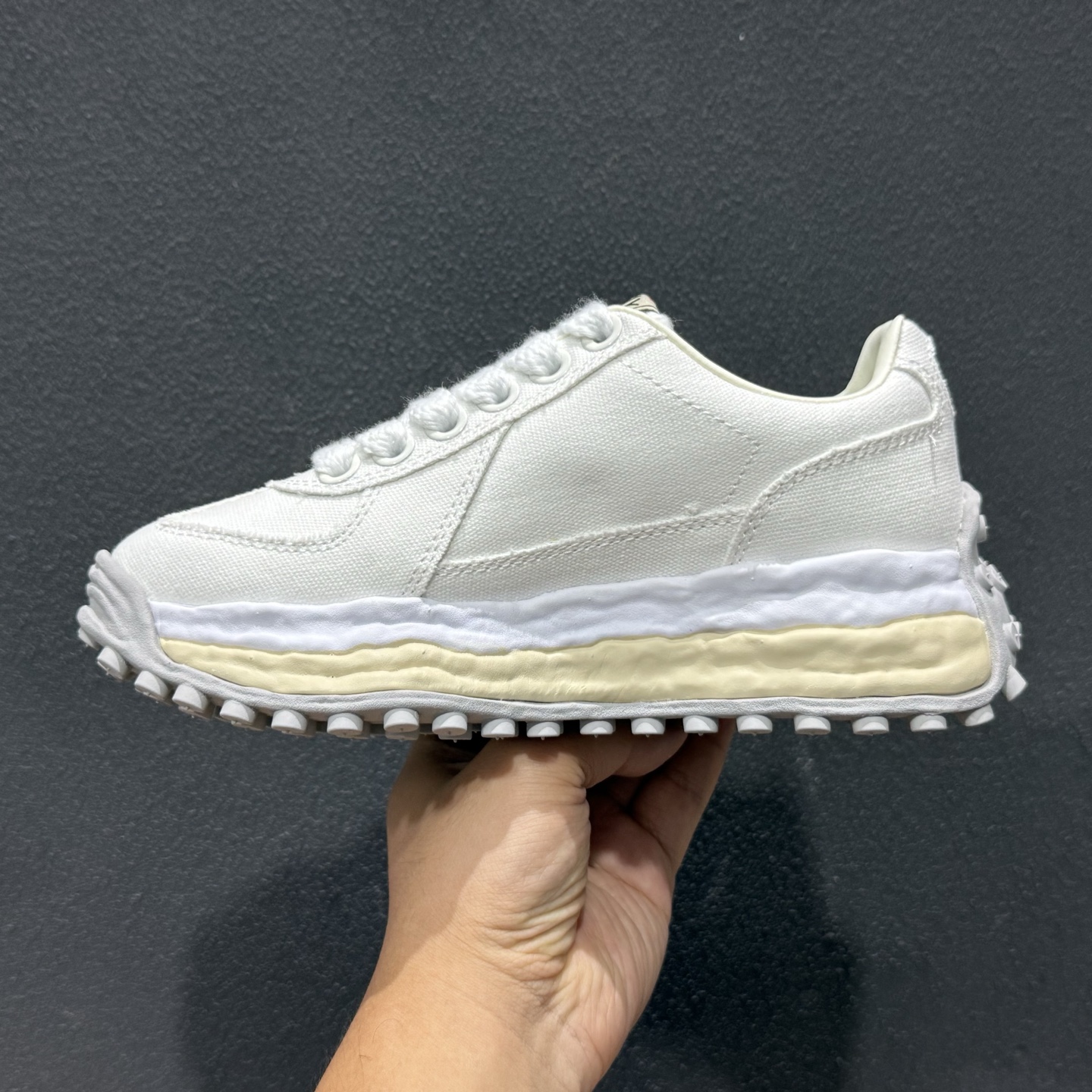MIHARA YASUHIRO三原康裕 Rally 米白 A14FW704-132-Top High Quatity Cheap Sneakers Fashion Clothing Clothes Bags handbags Shoes of all Brand wholesale With The best Quality And Beautiful Price from China Factory Chinese suppliers wholesaler seller MIHARA YASUHIRO三原康裕 Rally 米白 A14FW704-132