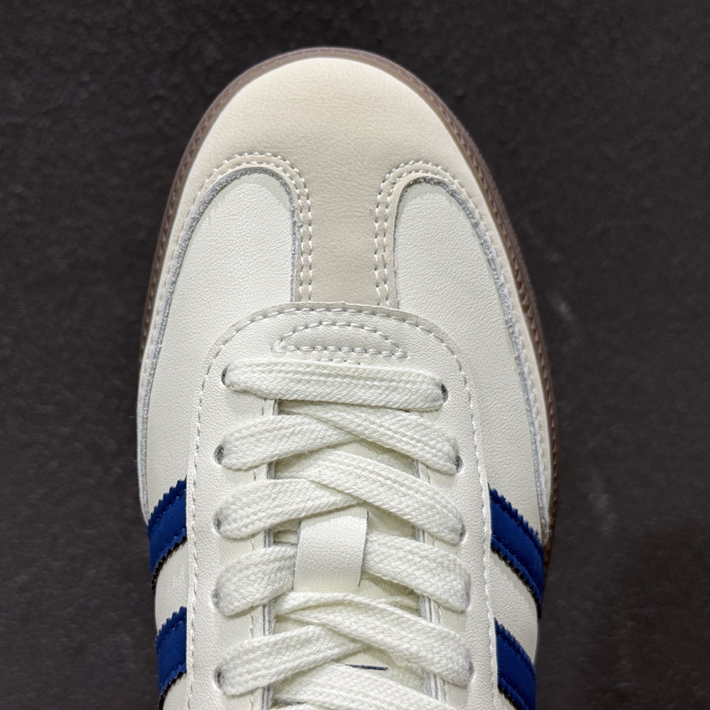 Adidas Originals SAMBA W 桑巴舞系列绅士德训足球风百搭低帮休闲运动板鞋 IH6627-126-Top High Quatity Cheap Sneakers Fashion Clothing Clothes Bags handbags Shoes of all Brand wholesale With The best Quality And Beautiful Price from China Factory Chinese suppliers wholesaler seller Adidas Originals SAMBA W 桑巴舞系列绅士德训足球风百搭低帮休闲运动板鞋 IH6627-126