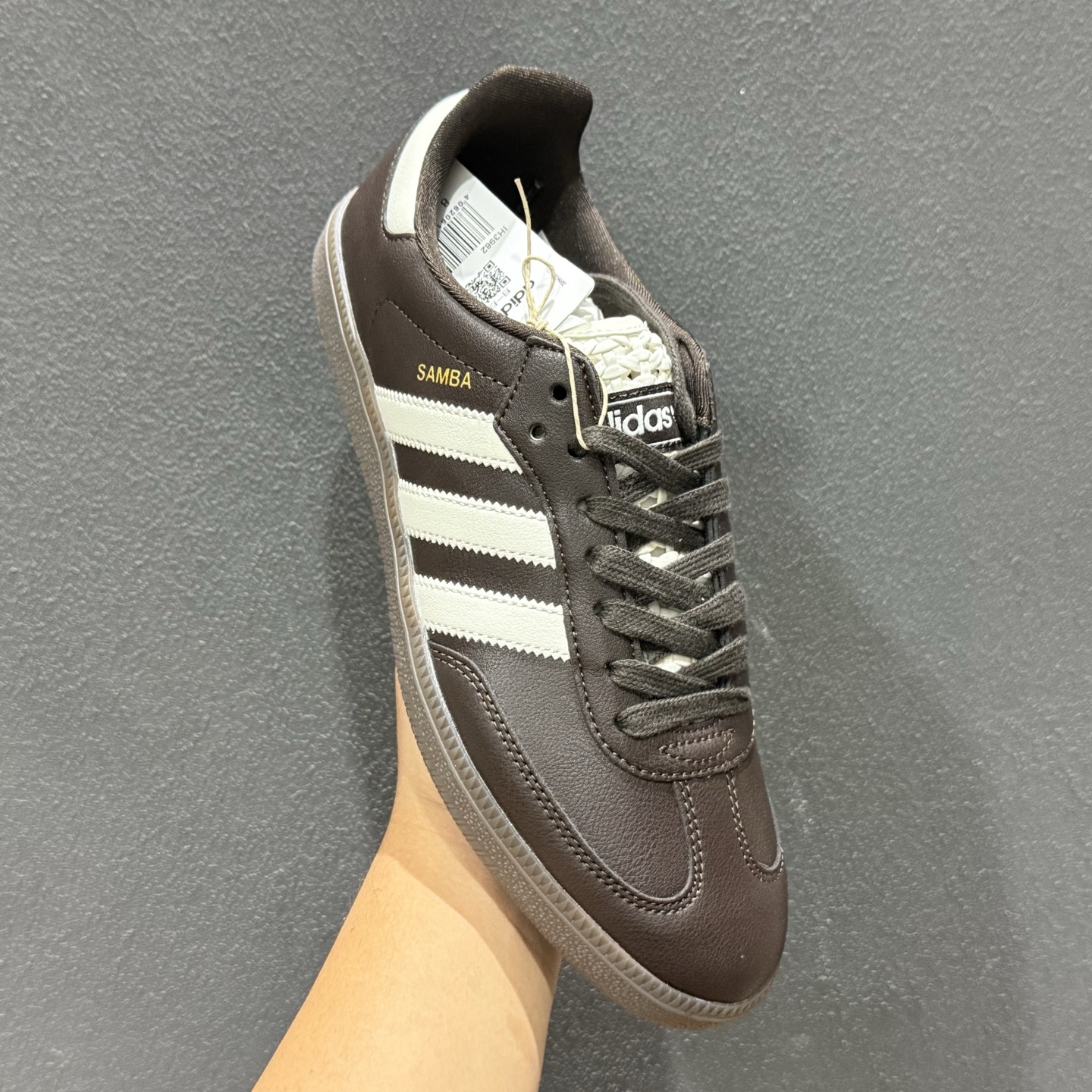 Adidas Originals SAMBA W 桑巴舞系列绅士德训足球风百搭低帮休闲运动板鞋 IH3982-126-Top High Quatity Cheap Sneakers Fashion Clothing Clothes Bags handbags Shoes of all Brand wholesale With The best Quality And Beautiful Price from China Factory Chinese suppliers wholesaler seller Adidas Originals SAMBA W 桑巴舞系列绅士德训足球风百搭低帮休闲运动板鞋 IH3982-126