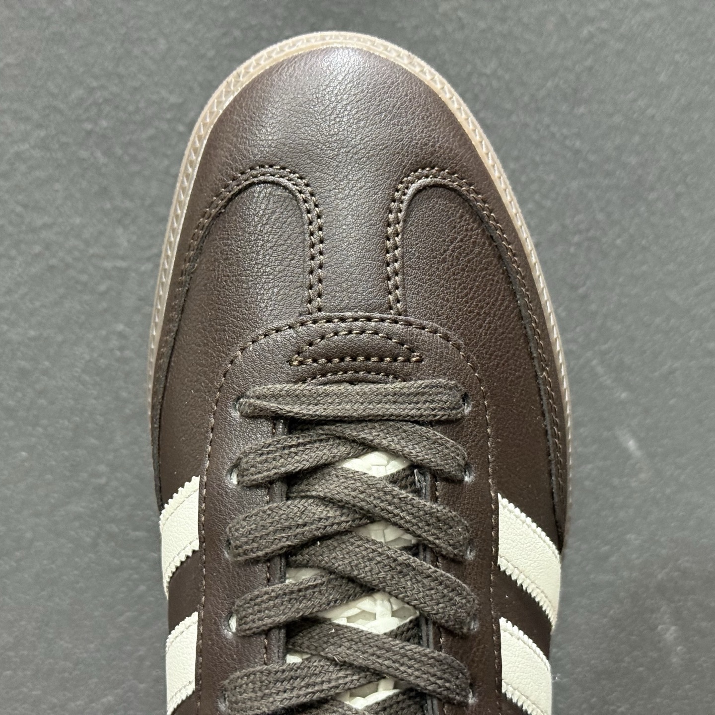 Adidas Originals SAMBA W 桑巴舞系列绅士德训足球风百搭低帮休闲运动板鞋 IH3982-126-Top High Quatity Cheap Sneakers Fashion Clothing Clothes Bags handbags Shoes of all Brand wholesale With The best Quality And Beautiful Price from China Factory Chinese suppliers wholesaler seller Adidas Originals SAMBA W 桑巴舞系列绅士德训足球风百搭低帮休闲运动板鞋 IH3982-126