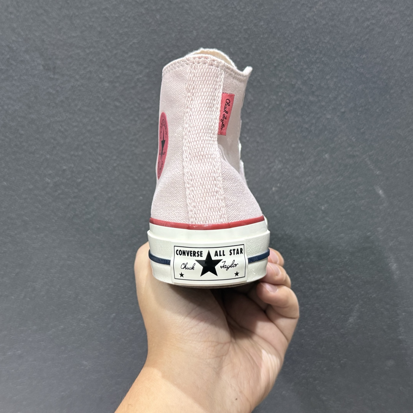 Converse Chuck 70 SNL 樱花粉 延续70s的经典鞋型工艺搭配粉色鞋面和橙色鞋带 A18854C-Top High Quatity Cheap Sneakers Fashion Clothing Clothes Bags handbags Shoes of all Brand wholesale With The best Quality And Beautiful Price from China Factory Chinese suppliers wholesaler seller Converse Chuck 70 SNL 樱花粉 延续70s的经典鞋型工艺搭配粉色鞋面和橙色鞋带 A18854C