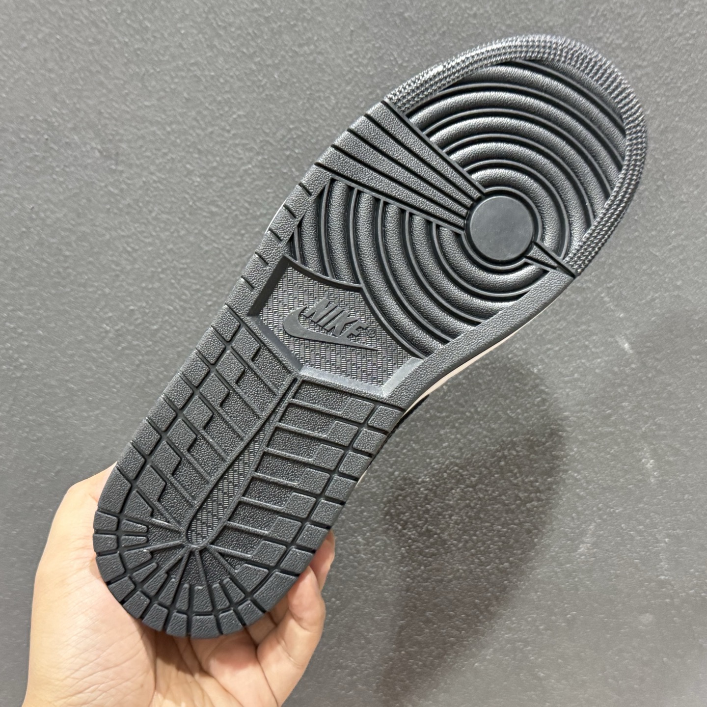 过验版本 Nike AIR JORDAN 1 LOW 乔1 低帮复古文化篮球鞋 553558-045-Top High Quatity Cheap Sneakers Fashion Clothing Clothes Bags handbags Shoes of all Brand wholesale With The best Quality And Beautiful Price from China Factory Chinese suppliers wholesaler seller 过验版本 Nike AIR JORDAN 1 LOW 乔1 低帮复古文化篮球鞋 553558-045
