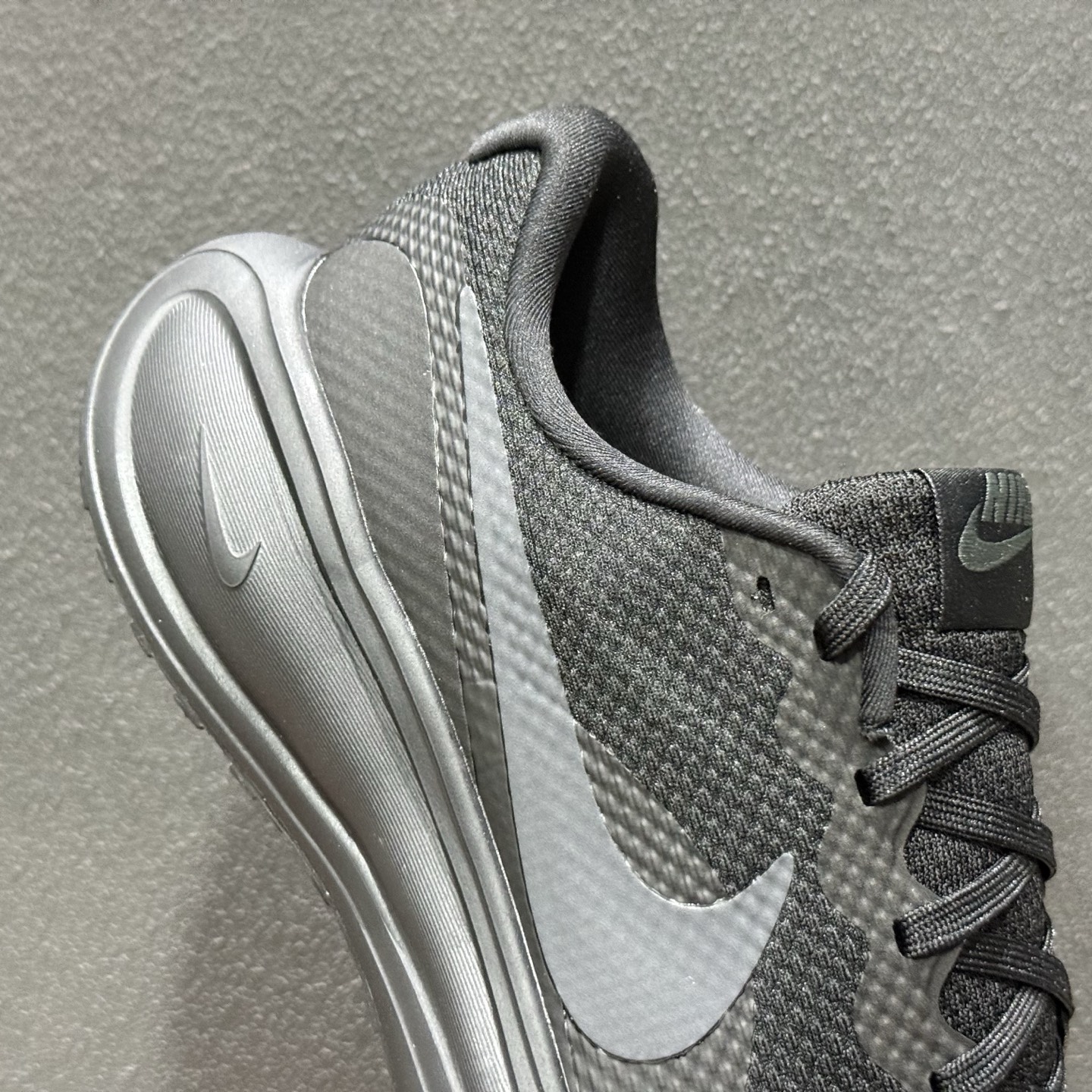 Nike REVOLUTION 8 跑步鞋 黑武士 HJ9198-002-Top High Quatity Cheap Sneakers Fashion Clothing Clothes Bags handbags Shoes of all Brand wholesale With The best Quality And Beautiful Price from China Factory Chinese suppliers wholesaler seller Nike REVOLUTION 8 跑步鞋 黑武士 HJ9198-002