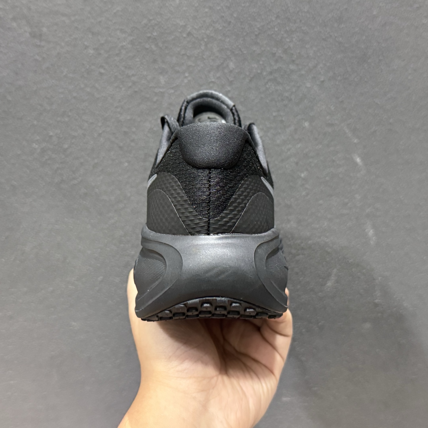 Nike REVOLUTION 8 跑步鞋 黑武士 HJ9198-002-Top High Quatity Cheap Sneakers Fashion Clothing Clothes Bags handbags Shoes of all Brand wholesale With The best Quality And Beautiful Price from China Factory Chinese suppliers wholesaler seller Nike REVOLUTION 8 跑步鞋 黑武士 HJ9198-002