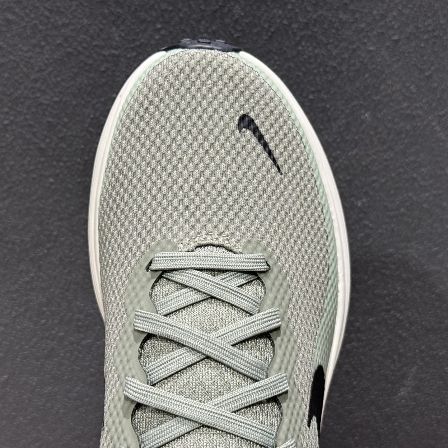 Nike REVOLUTION 8 跑步鞋 HJ9198-300-Top High Quatity Cheap Sneakers Fashion Clothing Clothes Bags handbags Shoes of all Brand wholesale With The best Quality And Beautiful Price from China Factory Chinese suppliers wholesaler seller Nike REVOLUTION 8 跑步鞋 HJ9198-300