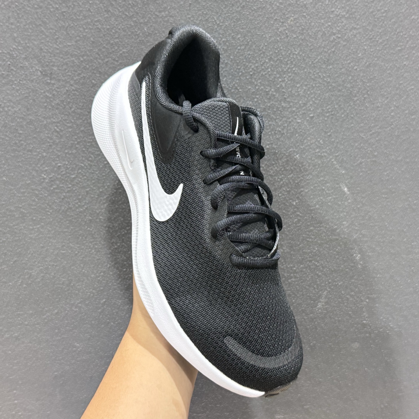 Nike REVOLUTION 8 跑步鞋 FB2207-001-Top High Quatity Cheap Sneakers Fashion Clothing Clothes Bags handbags Shoes of all Brand wholesale With The best Quality And Beautiful Price from China Factory Chinese suppliers wholesaler seller Nike REVOLUTION 8 跑步鞋 FB2207-001