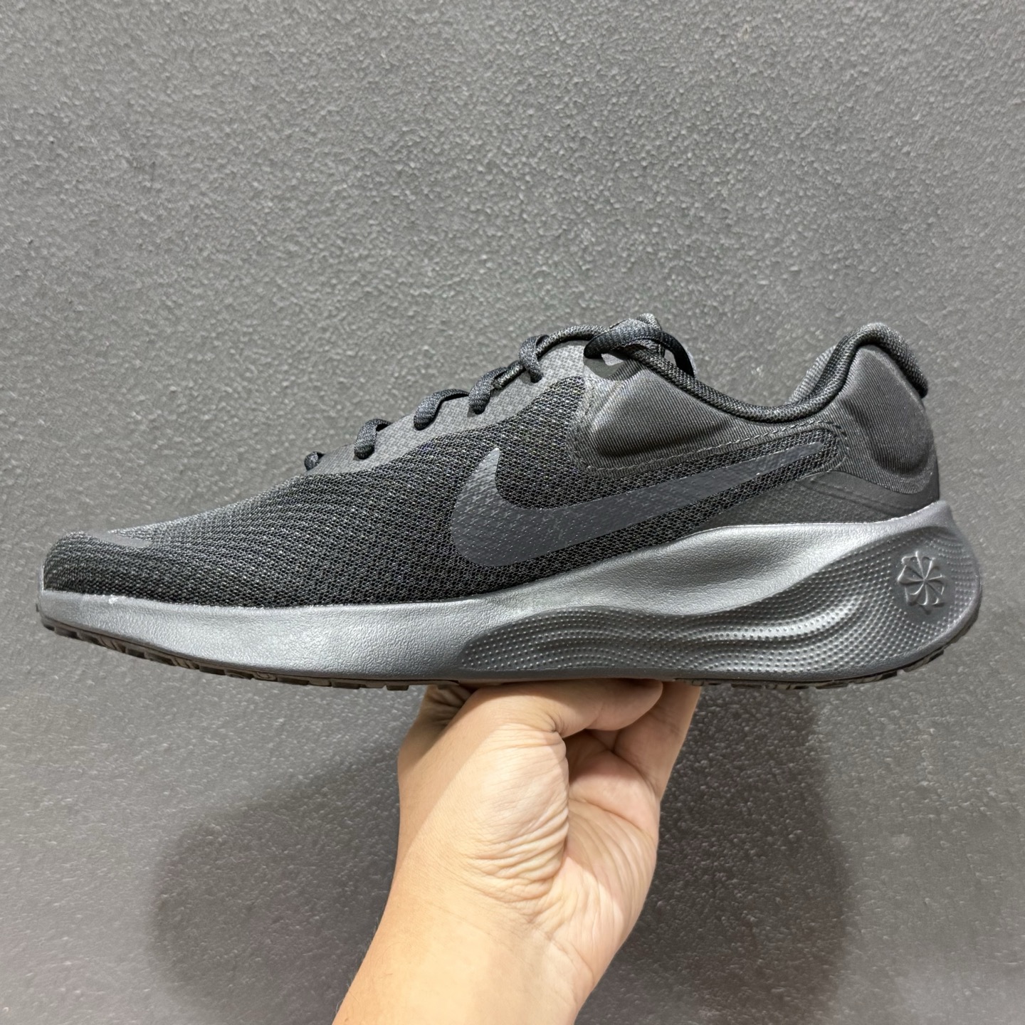 Nike REVOLUTION 8 跑步鞋 FB2207-005-Top High Quatity Cheap Sneakers Fashion Clothing Clothes Bags handbags Shoes of all Brand wholesale With The best Quality And Beautiful Price from China Factory Chinese suppliers wholesaler seller Nike REVOLUTION 8 跑步鞋 FB2207-005