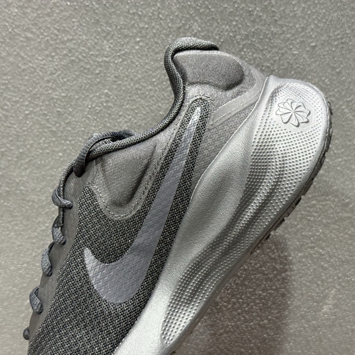 Nike REVOLUTION 8 跑步鞋 FB2207-005-Top High Quatity Cheap Sneakers Fashion Clothing Clothes Bags handbags Shoes of all Brand wholesale With The best Quality And Beautiful Price from China Factory Chinese suppliers wholesaler seller Nike REVOLUTION 8 跑步鞋 FB2207-005