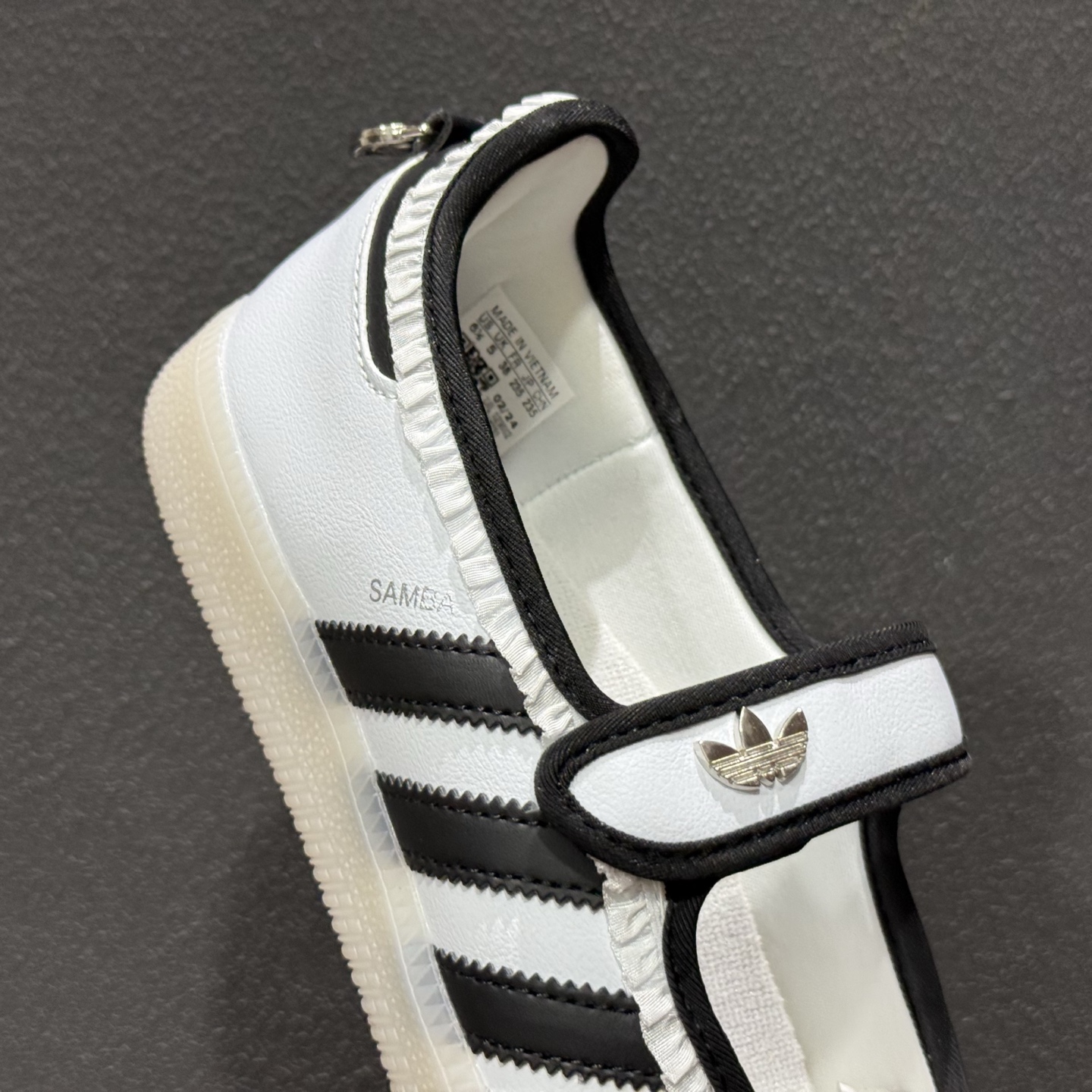 XR版AD SAMBA Jane W 玛丽珍鞋 KH6231-132-Top High Quatity Cheap Sneakers Fashion Clothing Clothes Bags handbags Shoes of all Brand wholesale With The best Quality And Beautiful Price from China Factory Chinese suppliers wholesaler seller XR版AD SAMBA Jane W 玛丽珍鞋 KH6231-132