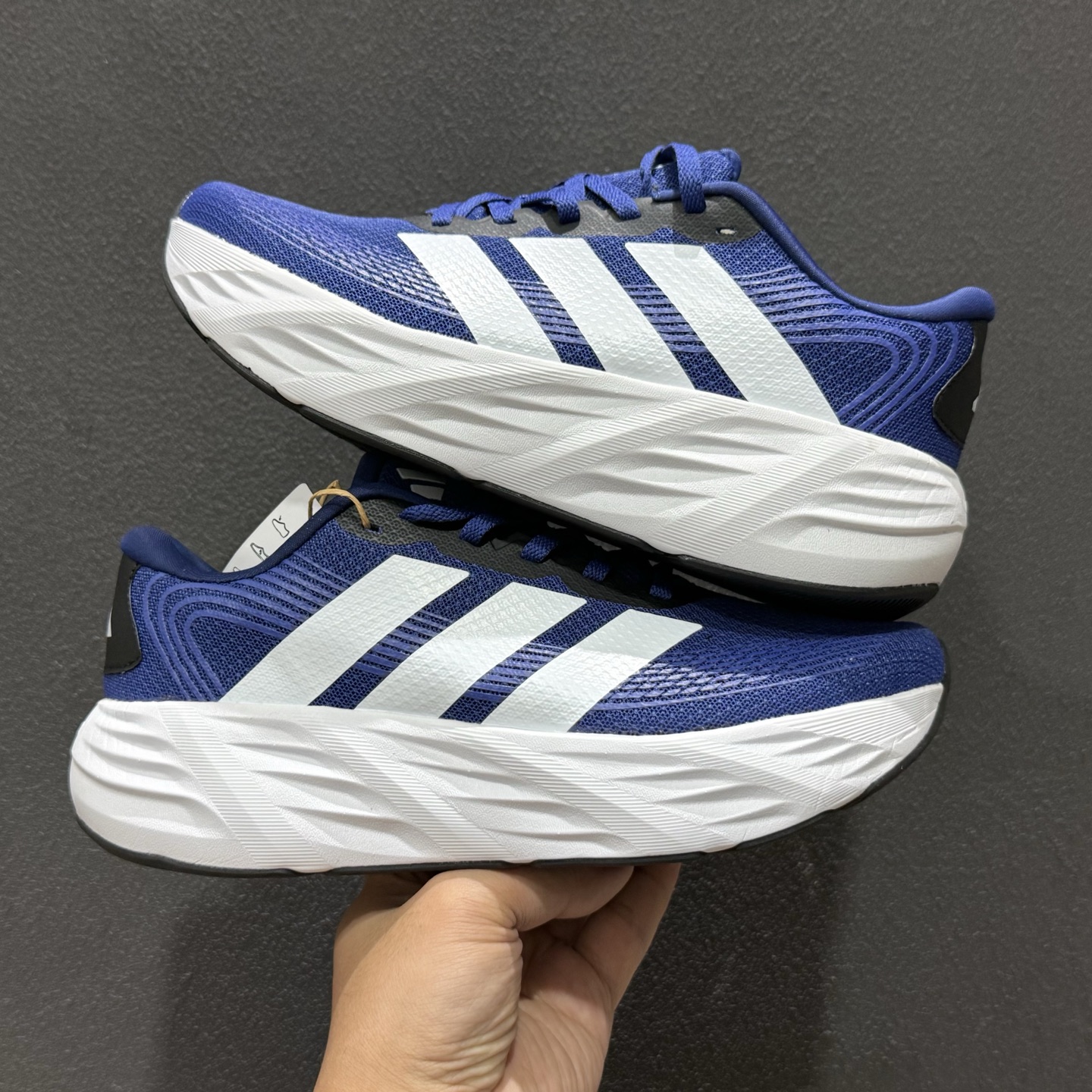 adidas Galaxy 8 阿迪超轻透气缓震跑鞋 三叶草 KJ8311-111-Top High Quatity Cheap Sneakers Fashion Clothing Clothes Bags handbags Shoes of all Brand wholesale With The best Quality And Beautiful Price from China Factory Chinese suppliers wholesaler seller adidas Galaxy 8 阿迪超轻透气缓震跑鞋 三叶草 KJ8311-111