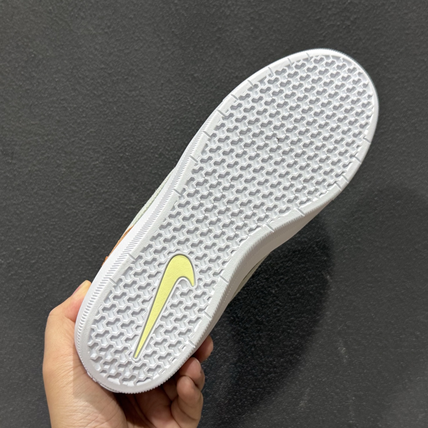 Nike SB Force 58 耐克简版复古滑板鞋 FN8888-131-Top High Quatity Cheap Sneakers Fashion Clothing Clothes Bags handbags Shoes of all Brand wholesale With The best Quality And Beautiful Price from China Factory Chinese suppliers wholesaler seller Nike SB Force 58 耐克简版复古滑板鞋 FN8888-131