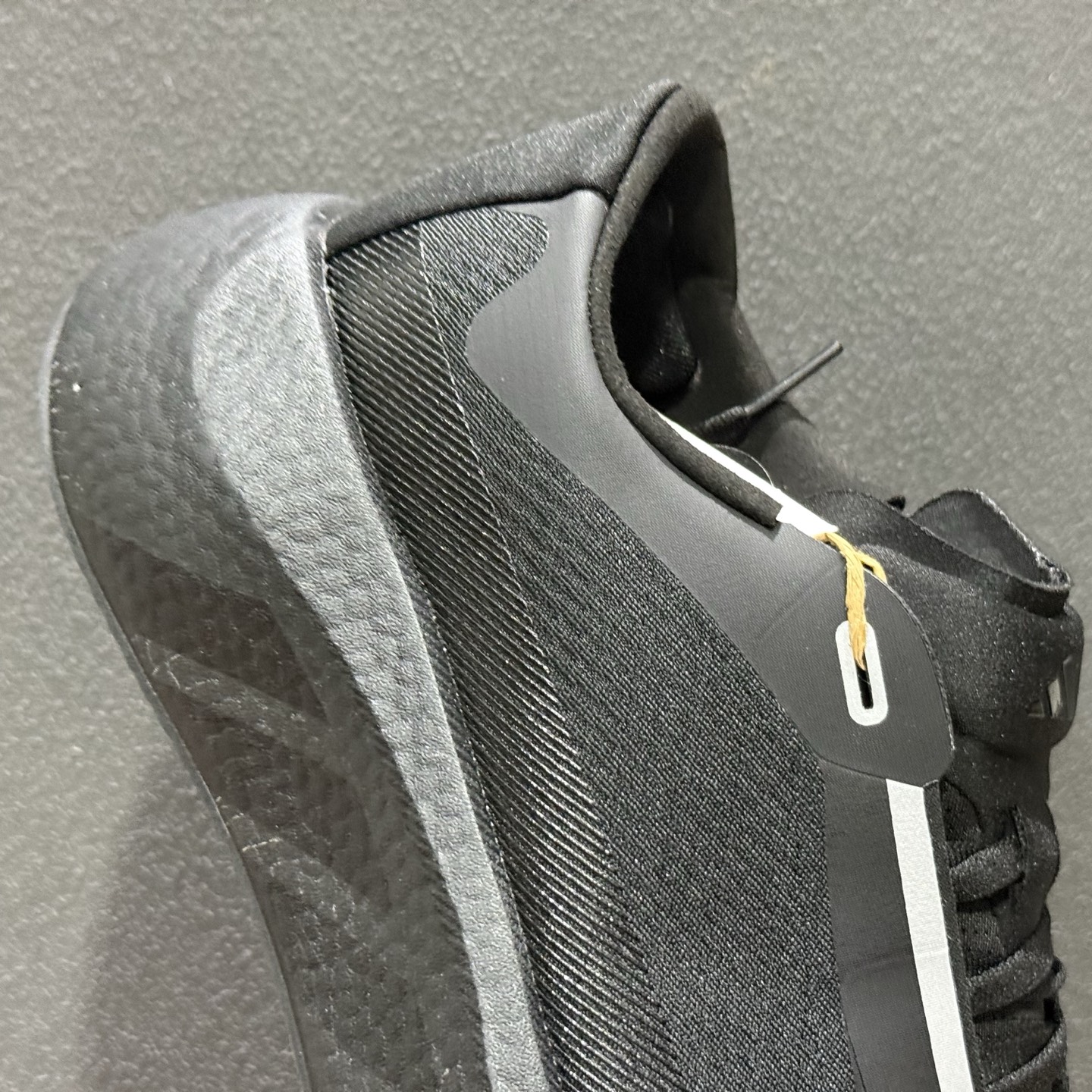 adidas HYPER BOOST EDGE M 全掌爆米花回弹大底 复古网面透气跑步鞋 KI1922-111-Top High Quatity Cheap Sneakers Fashion Clothing Clothes Bags handbags Shoes of all Brand wholesale With The best Quality And Beautiful Price from China Factory Chinese suppliers wholesaler seller adidas HYPER BOOST EDGE M 全掌爆米花回弹大底 复古网面透气跑步鞋 KI1922-111