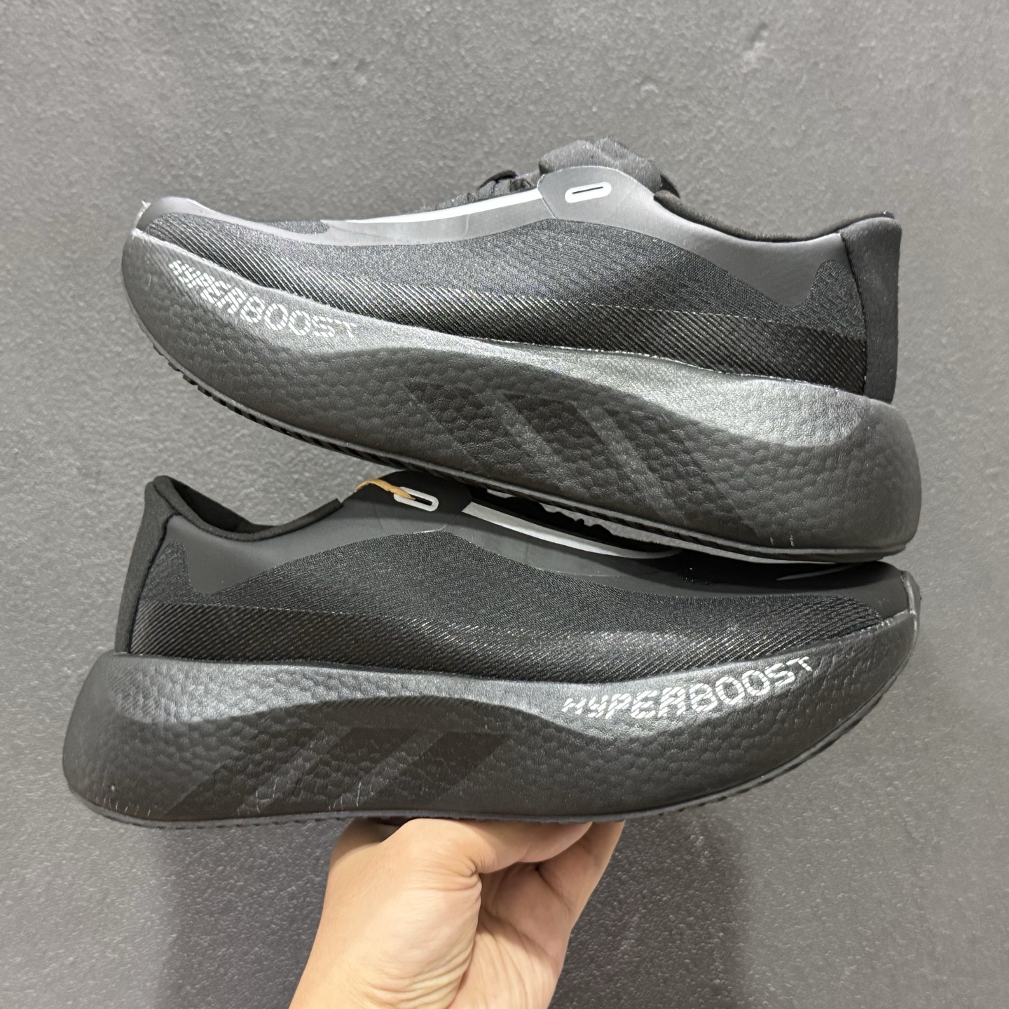 adidas HYPER BOOST EDGE M 全掌爆米花回弹大底 复古网面透气跑步鞋 KI1922-111-Top High Quatity Cheap Sneakers Fashion Clothing Clothes Bags handbags Shoes of all Brand wholesale With The best Quality And Beautiful Price from China Factory Chinese suppliers wholesaler seller adidas HYPER BOOST EDGE M 全掌爆米花回弹大底 复古网面透气跑步鞋 KI1922-111