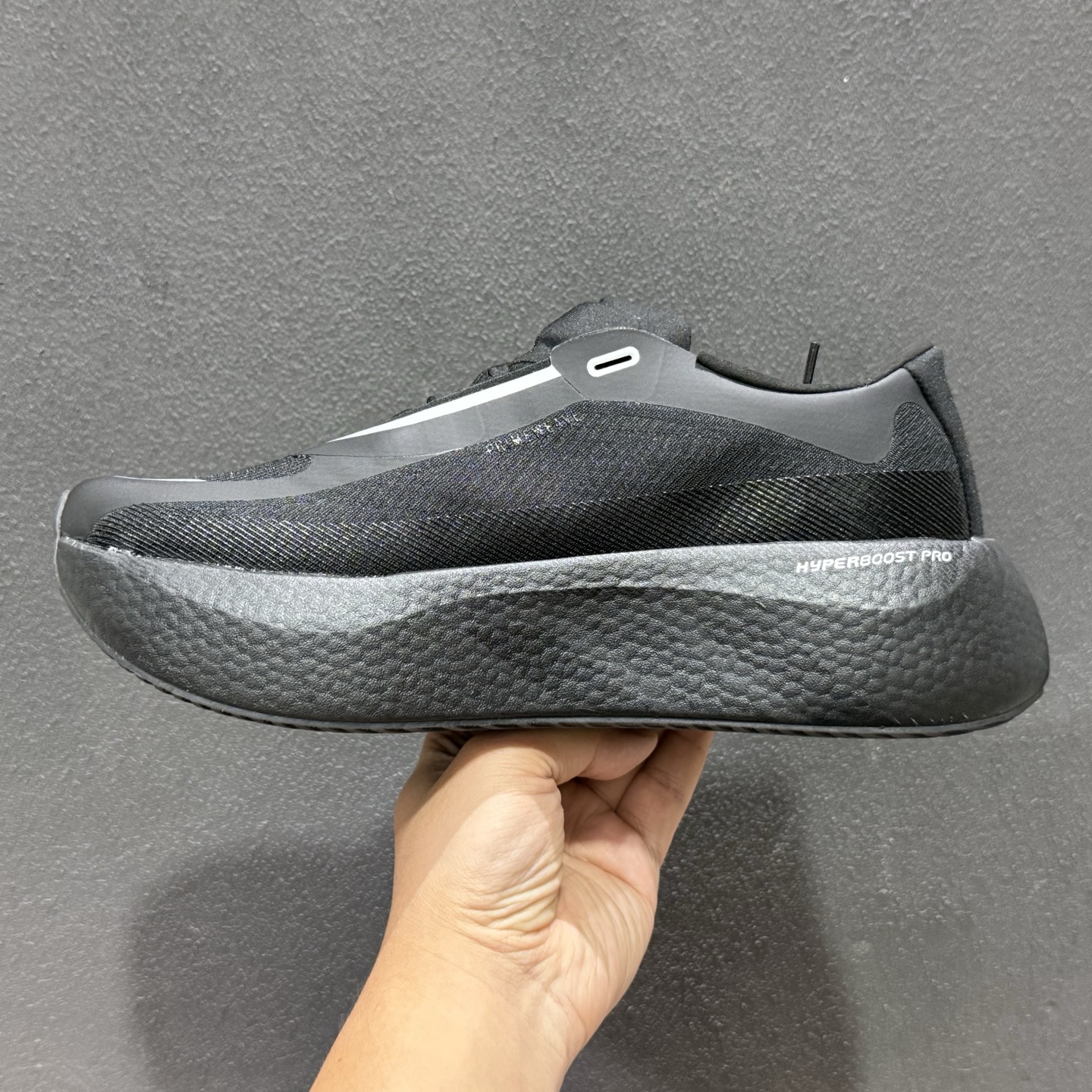 adidas HYPER BOOST EDGE M 全掌爆米花回弹大底 复古网面透气跑步鞋 KI1922-111-Top High Quatity Cheap Sneakers Fashion Clothing Clothes Bags handbags Shoes of all Brand wholesale With The best Quality And Beautiful Price from China Factory Chinese suppliers wholesaler seller adidas HYPER BOOST EDGE M 全掌爆米花回弹大底 复古网面透气跑步鞋 KI1922-111