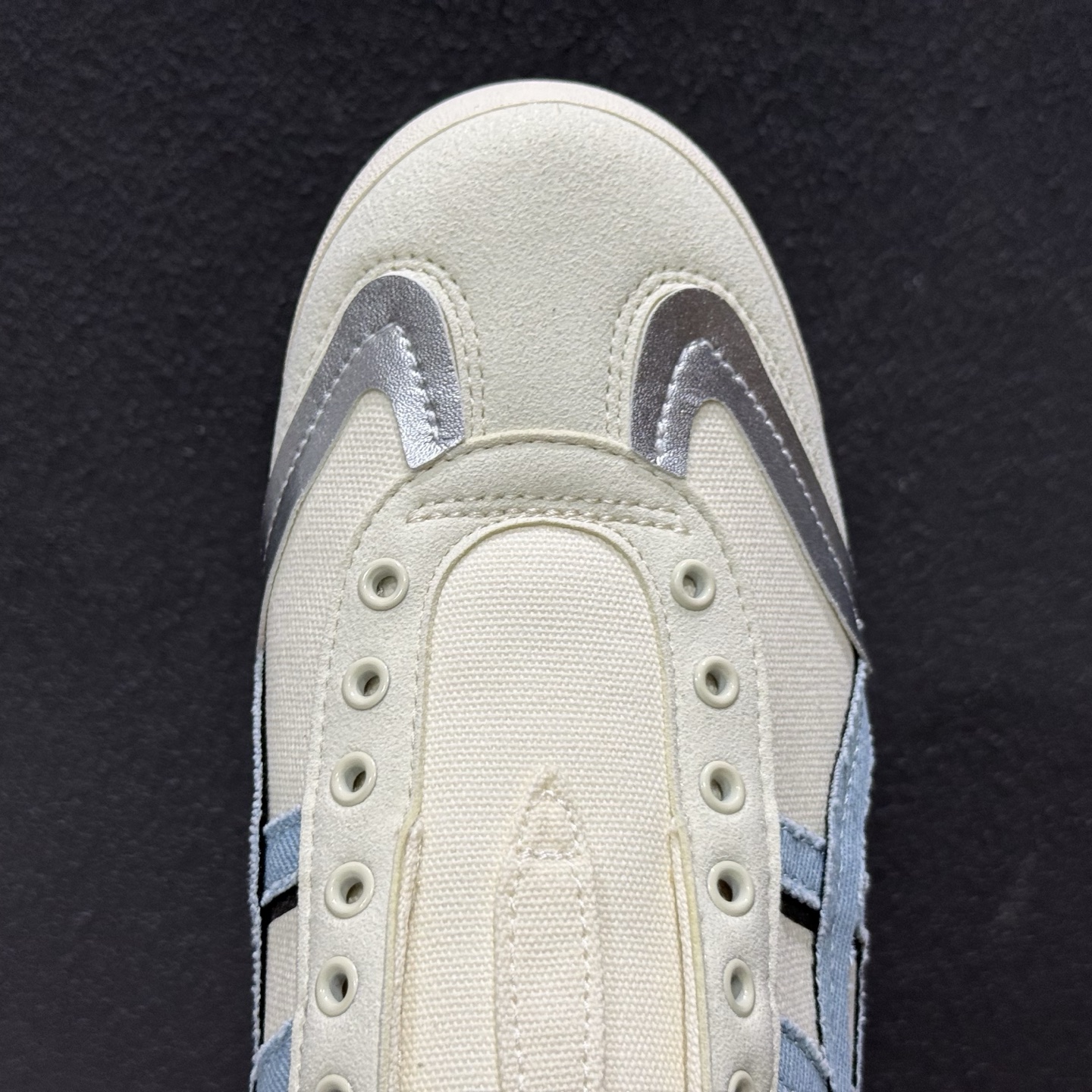 亚瑟士OnitsukaTiger/鬼冢虎 Mexico 66 SLIP-ON 经典低帮休闲板鞋 1183A360-205-Top High Quatity Cheap Sneakers Fashion Clothing Clothes Bags handbags Shoes of all Brand wholesale With The best Quality And Beautiful Price from China Factory Chinese suppliers wholesaler seller 亚瑟士OnitsukaTiger/鬼冢虎 Mexico 66 SLIP-ON 经典低帮休闲板鞋 1183A360-205
