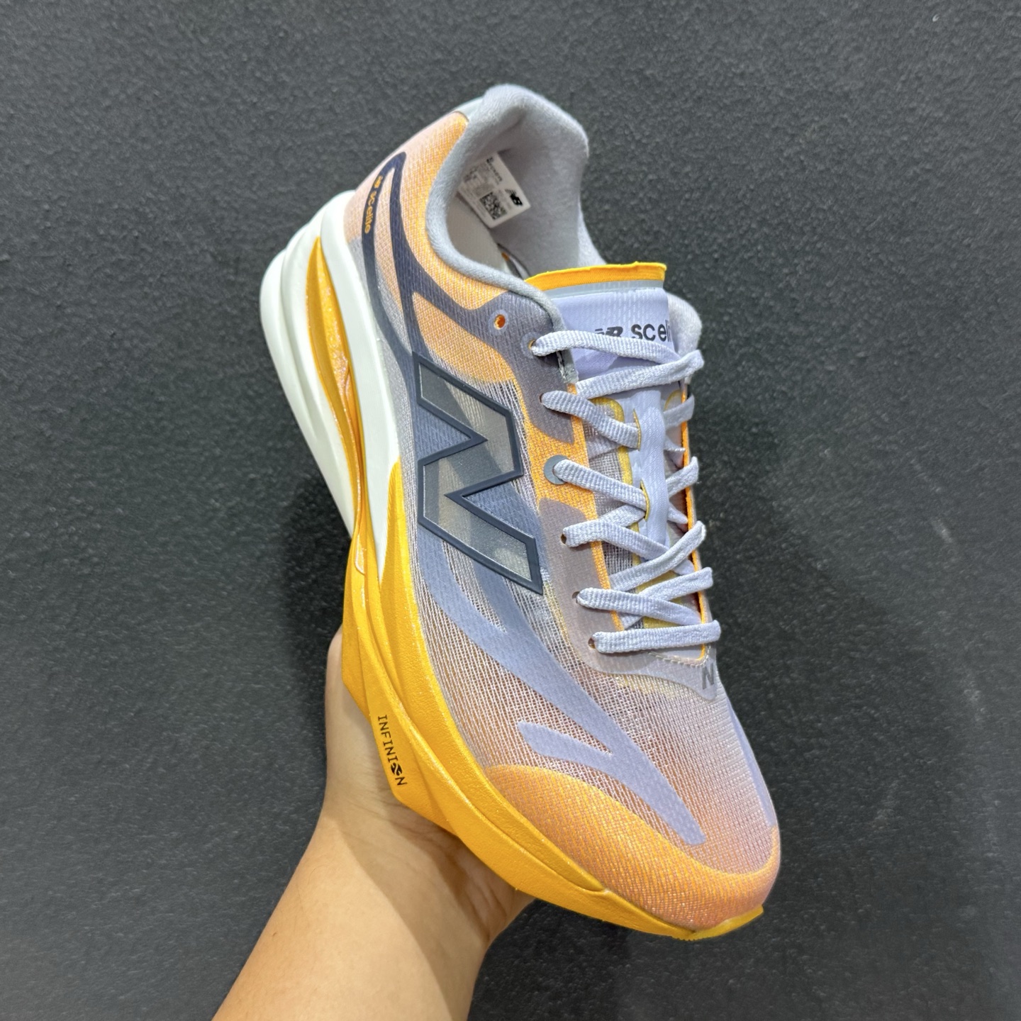 New Balance FuelCell系列 超轻量化低帮休闲运动慢跑鞋 MFCXBY6-132 New Balance FuelCell系列 超轻量化低帮休闲运动慢跑鞋 MFCXBY6-132