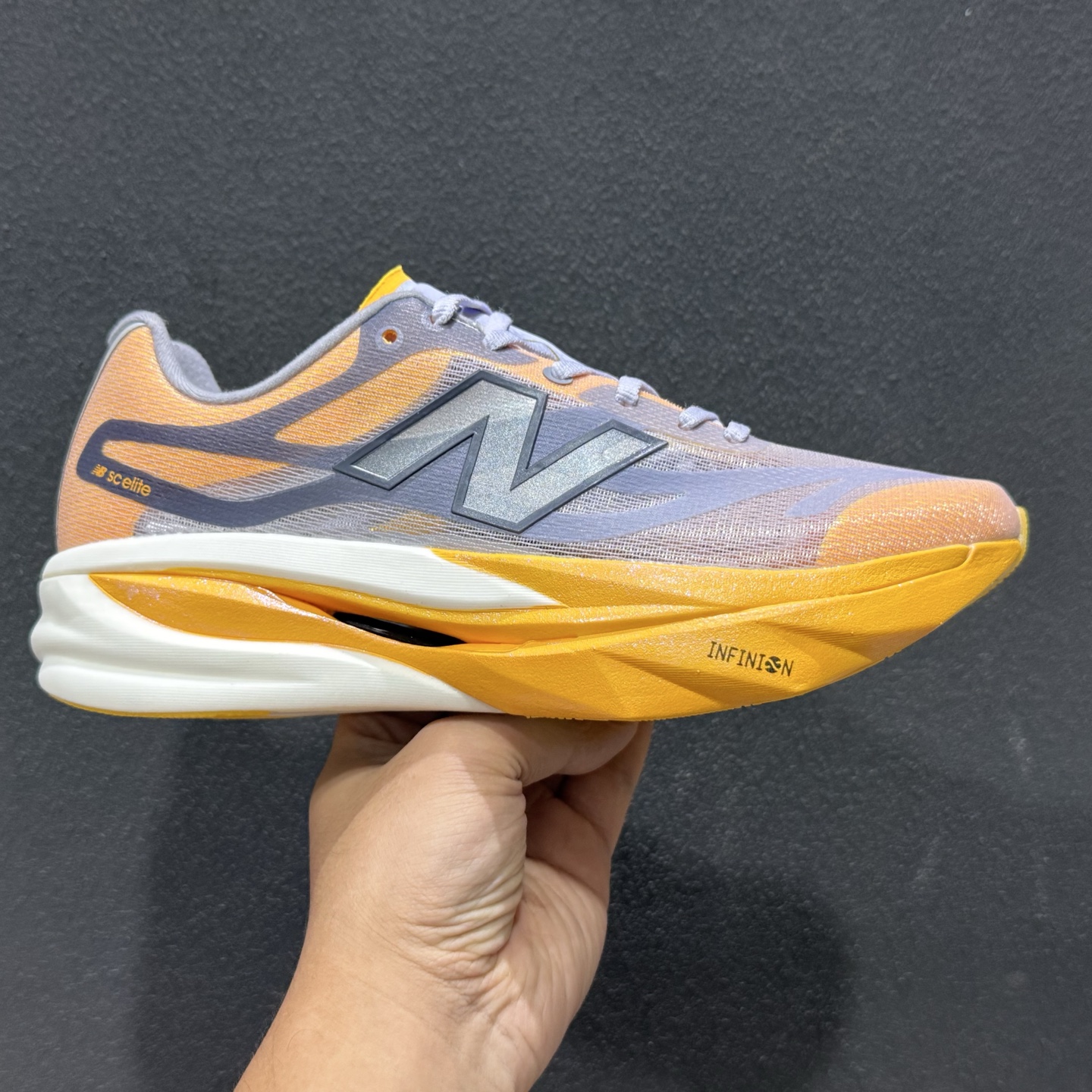 New Balance FuelCell系列 超轻量化低帮休闲运动慢跑鞋 MFCXBY6-132 New Balance FuelCell系列 超轻量化低帮休闲运动慢跑鞋 MFCXBY6-132