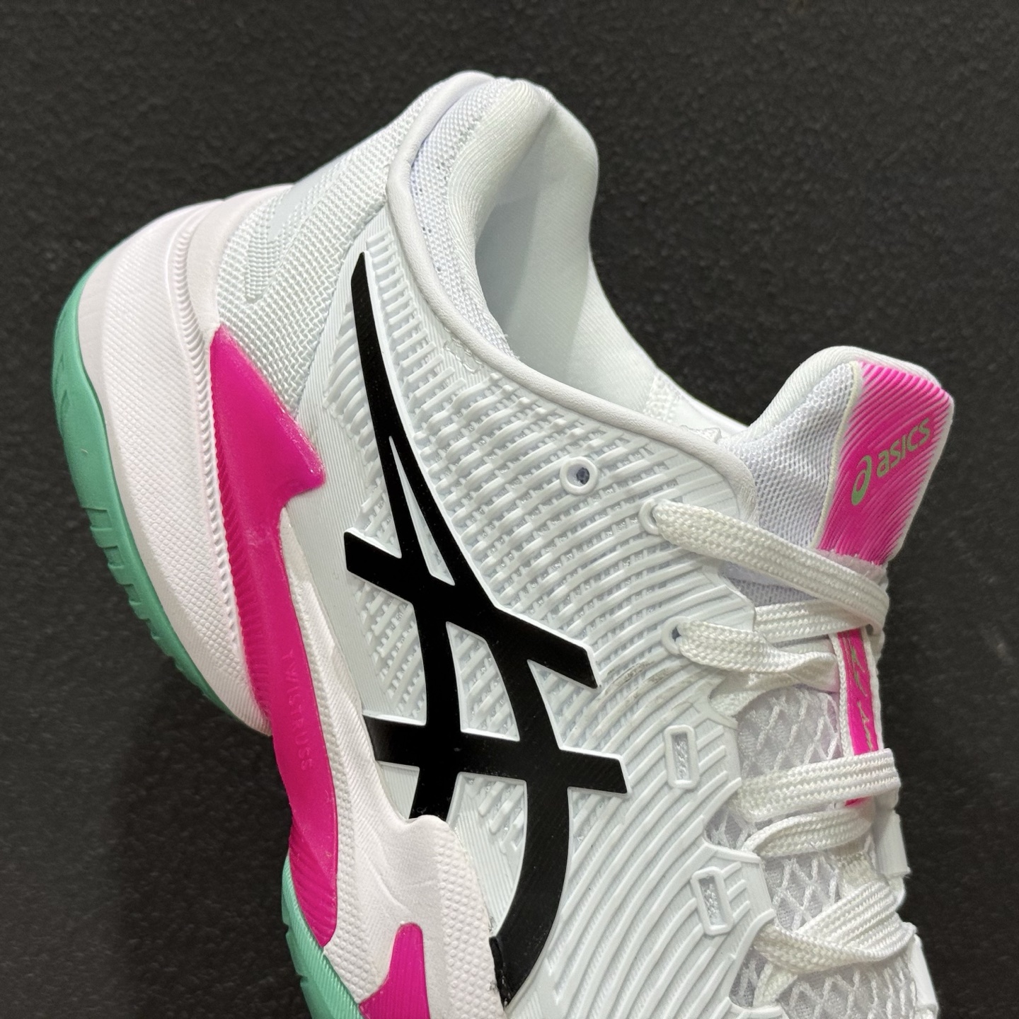 亚瑟士网球鞋Asics Court FF 3 第32色 适用于硬地球场的网球鞋 1041A370-106 亚瑟士网球鞋Asics Court FF 3 第32色 适用于硬地球场的网球鞋 1041A370-106