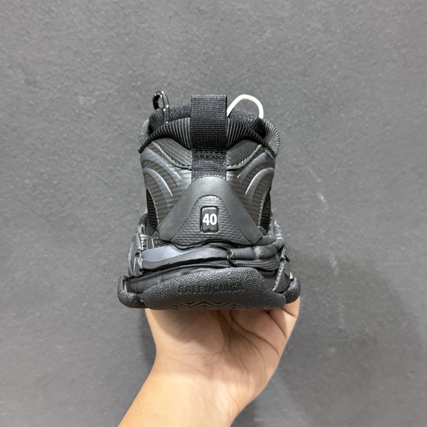 Balenciaga巴黎世家 Triple S .2 Gradient-Top High Quatity Cheap Sneakers Fashion Clothing Clothes Bags handbags Shoes of all Brand wholesale With The best Quality And Beautiful Price from China Factory Chinese suppliers wholesaler seller Balenciaga巴黎世家 Triple S .2 Gradient