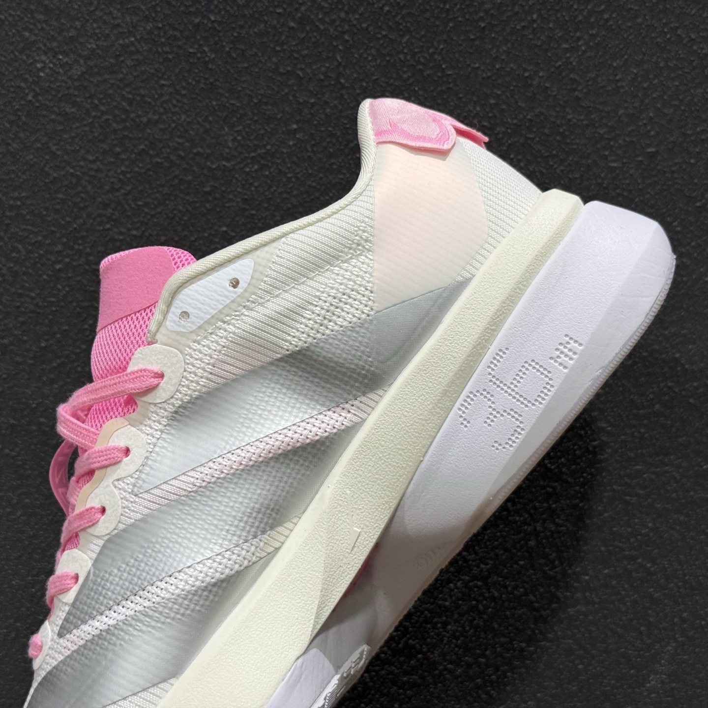 Adidas Adizero Boston 13 阿迪达斯 透气网眼竞速运动跑鞋 JQ9667-111-Top High Quatity Cheap Sneakers Fashion Clothing Clothes Bags handbags Shoes of all Brand wholesale With The best Quality And Beautiful Price from China Factory Chinese suppliers wholesaler seller Adidas Adizero Boston 13 阿迪达斯 透气网眼竞速运动跑鞋 JQ9667-111