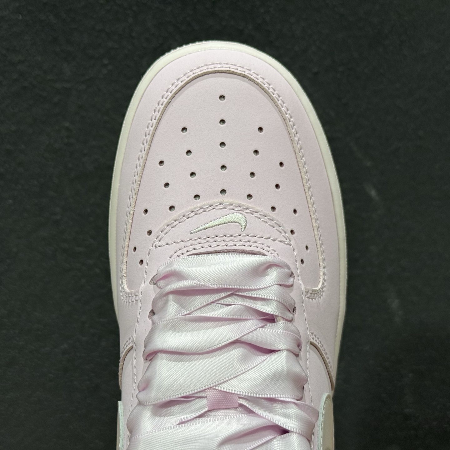 Nike AIR FORCE 1'07 粉色 IR0871-600-Top High Quatity Cheap Sneakers Fashion Clothing Clothes Bags handbags Shoes of all Brand wholesale With The best Quality And Beautiful Price from China Factory Chinese suppliers wholesaler seller Nike AIR FORCE 1'07 粉色 IR0871-600
