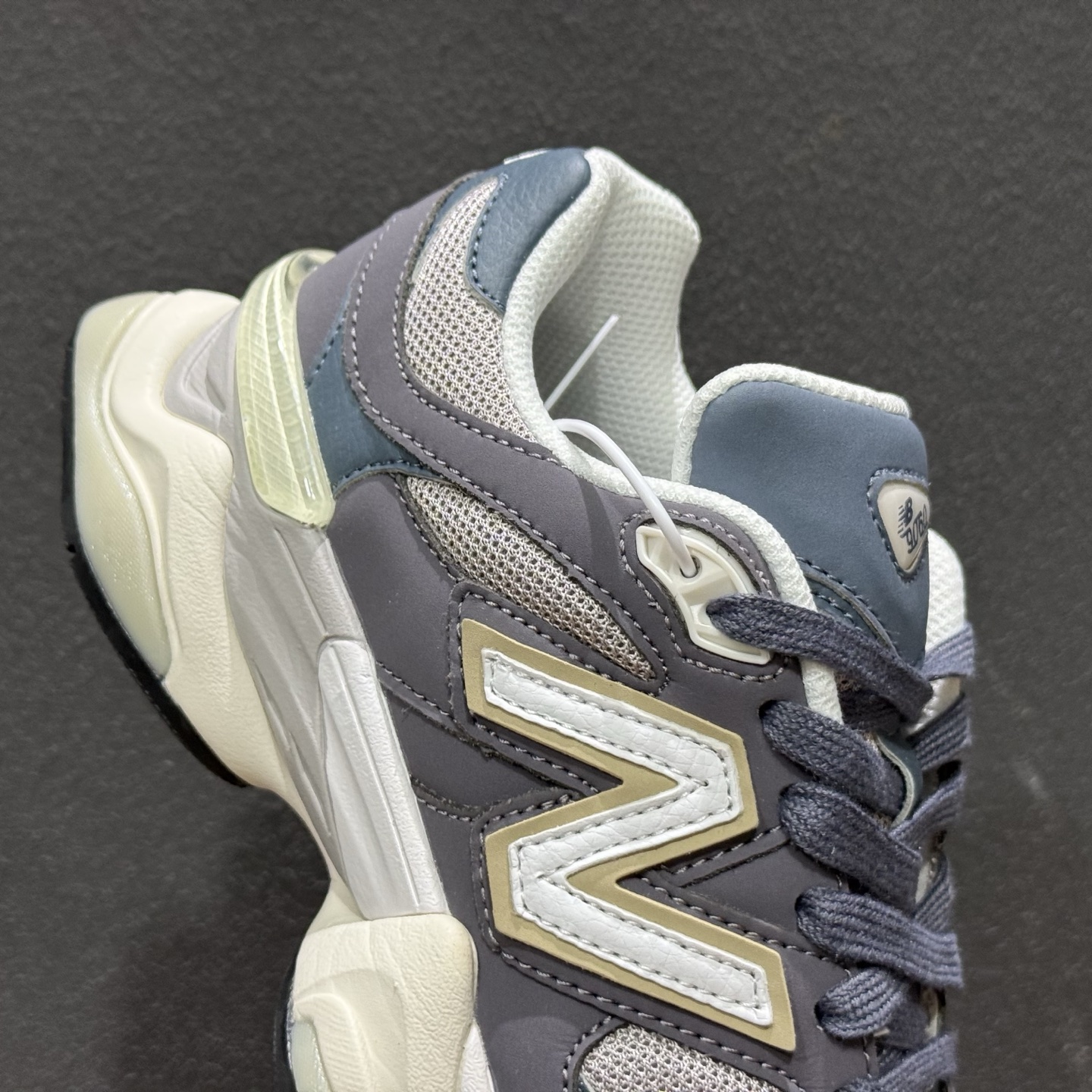 New Balance NB9060 联名款 复古休闲运动慢跑鞋 U9060528-Top High Quatity Cheap Sneakers Fashion Clothing Clothes Bags handbags Shoes of all Brand wholesale With The best Quality And Beautiful Price from China Factory Chinese suppliers wholesaler seller New Balance NB9060 联名款 复古休闲运动慢跑鞋 U9060528
