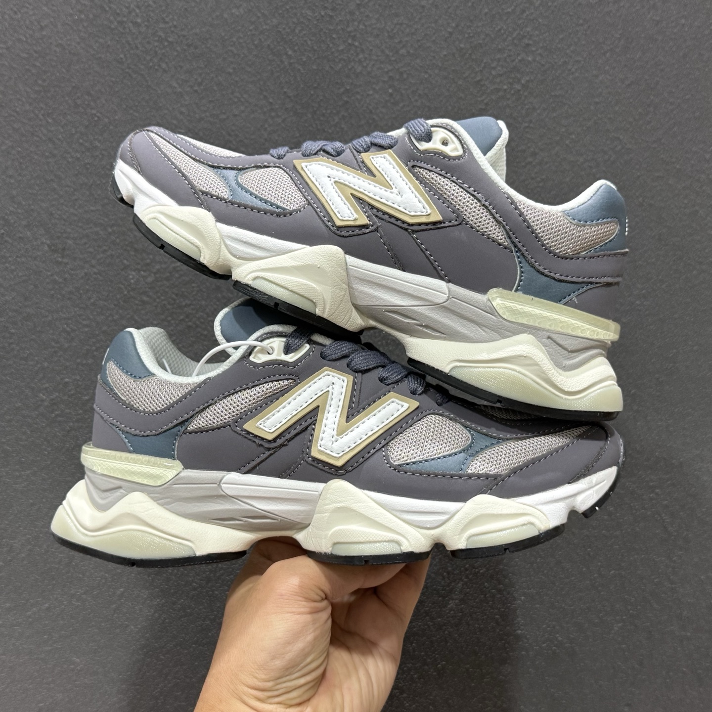 New Balance NB9060 联名款 复古休闲运动慢跑鞋 U9060528-Top High Quatity Cheap Sneakers Fashion Clothing Clothes Bags handbags Shoes of all Brand wholesale With The best Quality And Beautiful Price from China Factory Chinese suppliers wholesaler seller New Balance NB9060 联名款 复古休闲运动慢跑鞋 U9060528