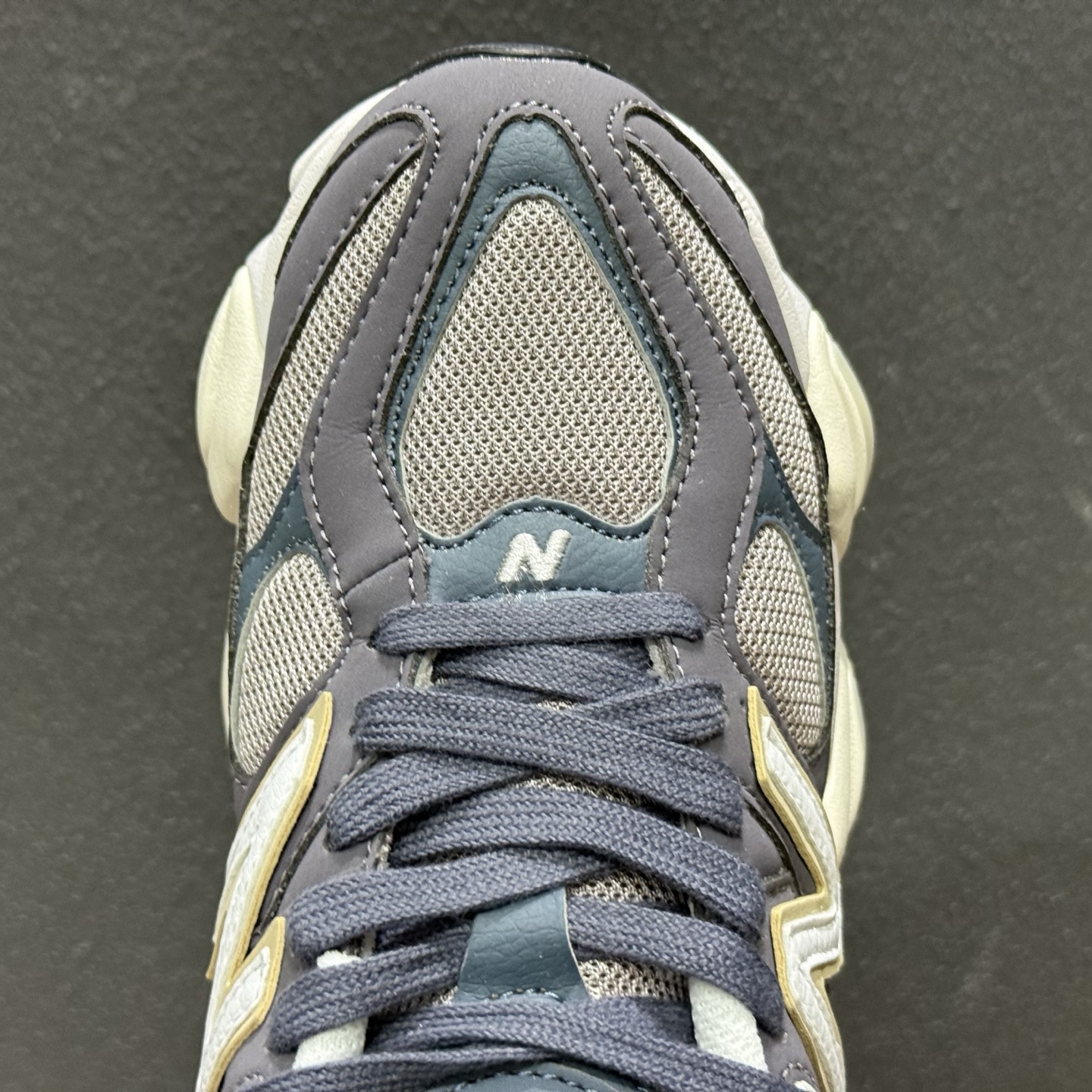 New Balance NB9060 联名款 复古休闲运动慢跑鞋 U9060528-Top High Quatity Cheap Sneakers Fashion Clothing Clothes Bags handbags Shoes of all Brand wholesale With The best Quality And Beautiful Price from China Factory Chinese suppliers wholesaler seller New Balance NB9060 联名款 复古休闲运动慢跑鞋 U9060528