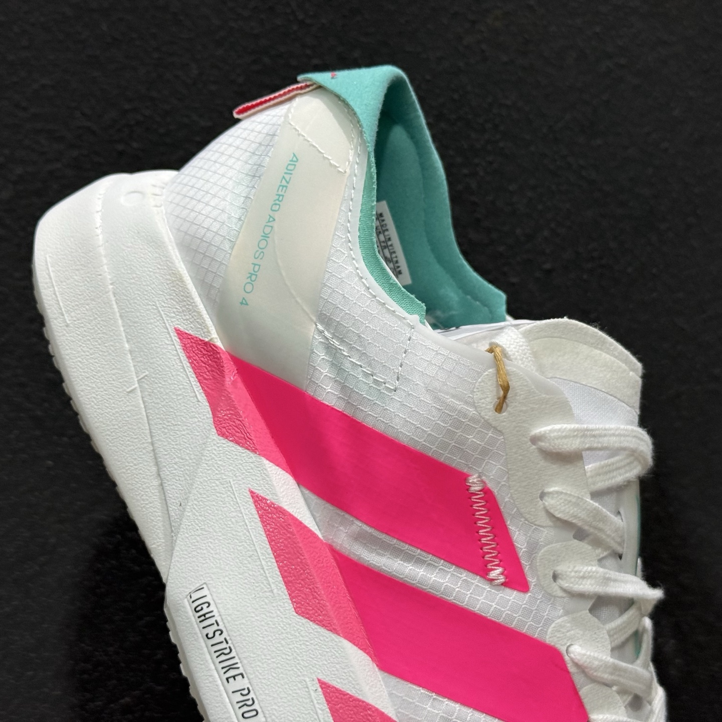 Adidas Adizero Adios Pro 4 M舒适百搭防滑耐磨 低帮跑步鞋 KJ3873-111-Top High Quatity Cheap Sneakers Fashion Clothing Clothes Bags handbags Shoes of all Brand wholesale With The best Quality And Beautiful Price from China Factory Chinese suppliers wholesaler seller Adidas Adizero Adios Pro 4 M舒适百搭防滑耐磨 低帮跑步鞋 KJ3873-111